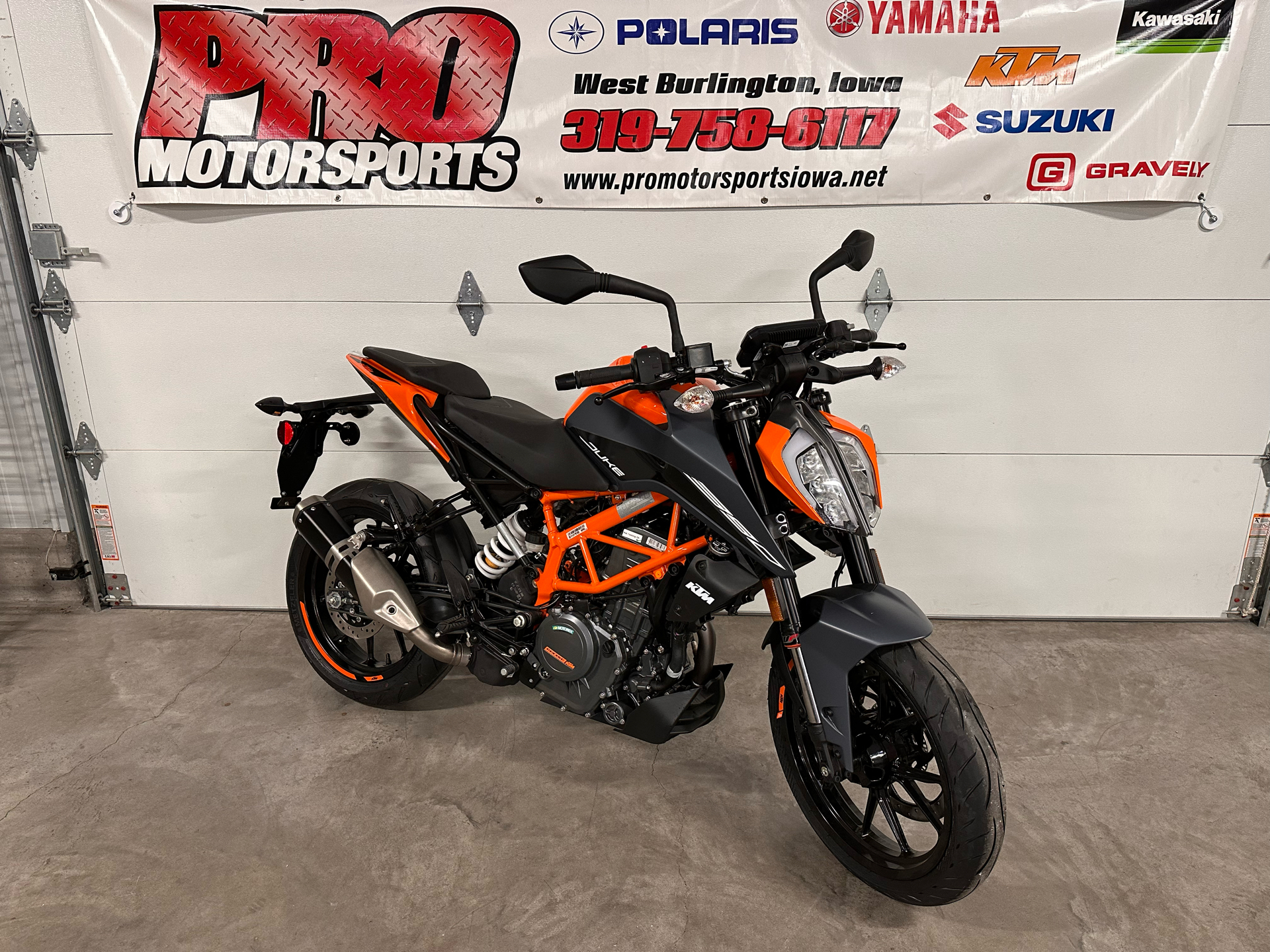 2023 KTM 390 Duke in West Burlington, Iowa - Photo 2