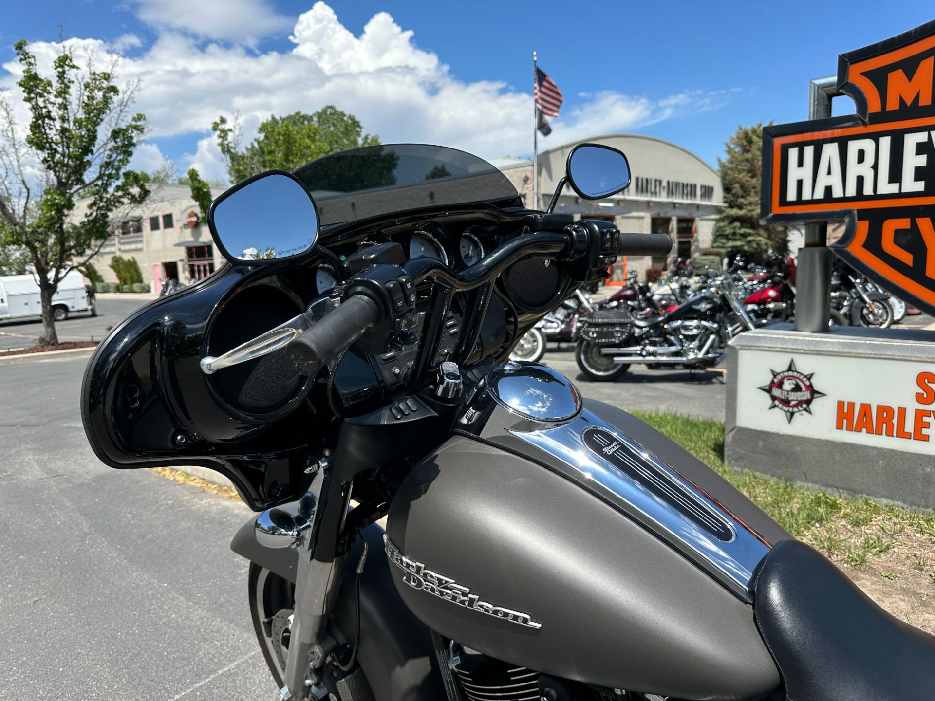 2018 Harley-Davidson Street Glide® in Sandy, Utah - Photo 12