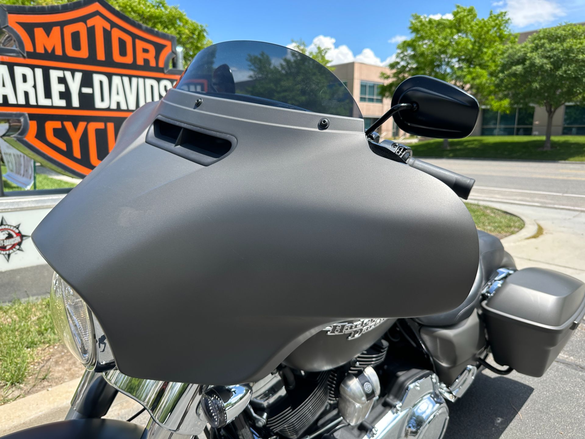 2018 Harley-Davidson Street Glide® in Sandy, Utah - Photo 9