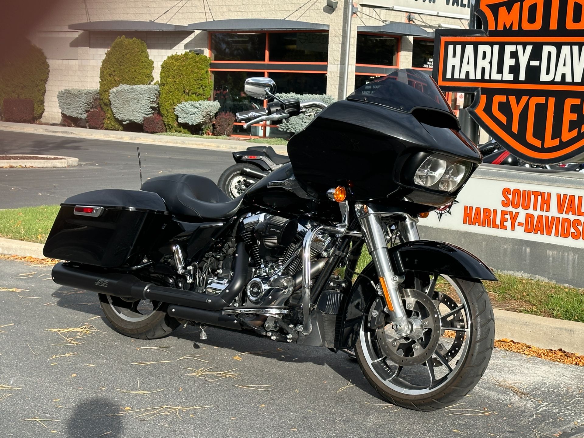 2021 Harley-Davidson Road Glide® in Sandy, Utah - Photo 6