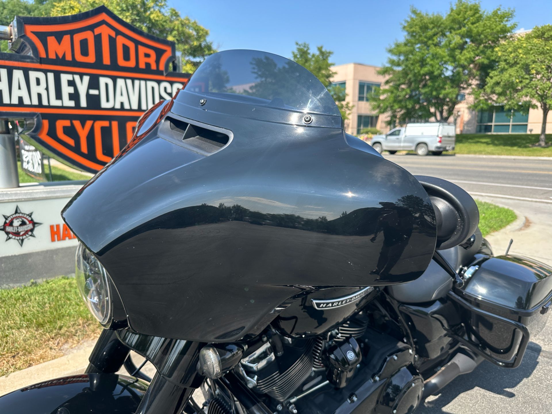 2018 Harley-Davidson Street Glide® Special in Sandy, Utah - Photo 9