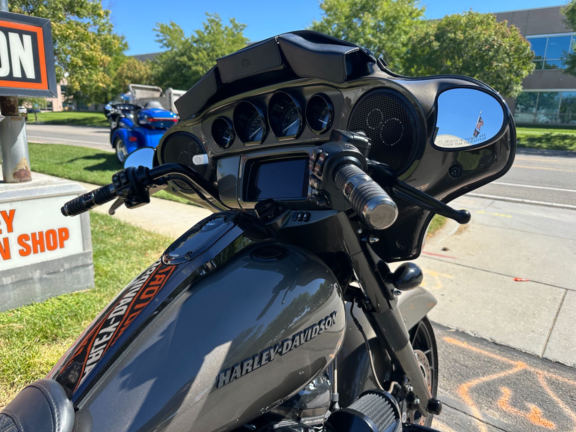 2021 Harley-Davidson CVO™ Street Glide® in Sandy, Utah - Photo 19