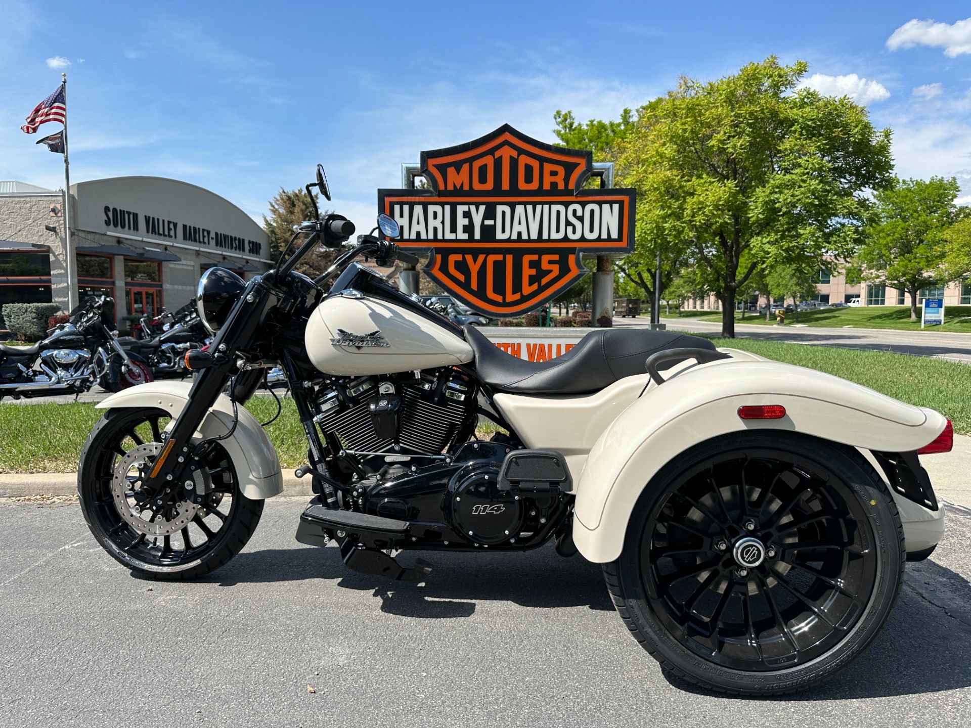 2023 Harley-Davidson Freewheeler® in Sandy, Utah - Photo 10