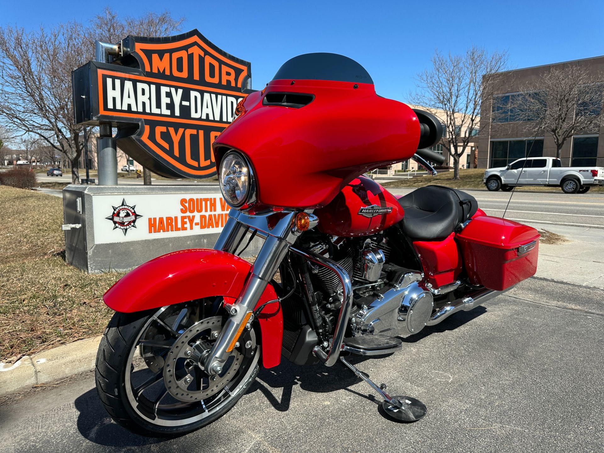 2023 Harley-Davidson Street Glide® in Sandy, Utah - Photo 8