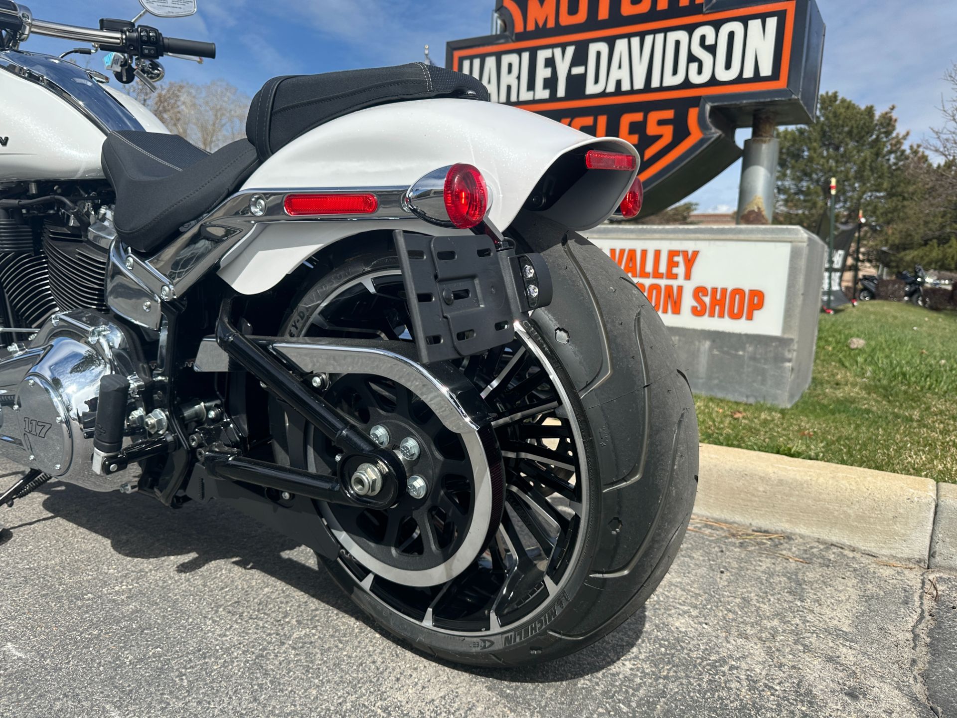 2024 Harley-Davidson Breakout® in Sandy, Utah - Photo 13