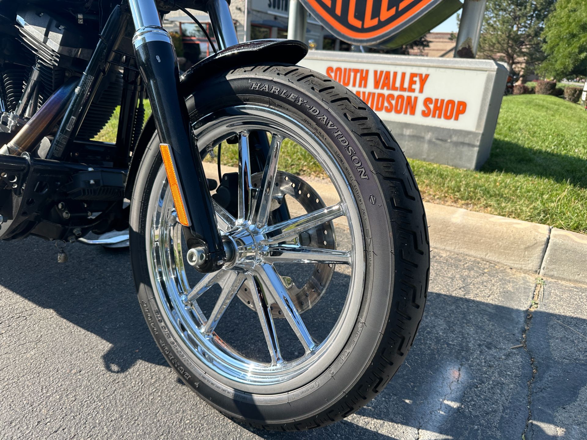 2015 Harley-Davidson Street Bob® in Sandy, Utah - Photo 6