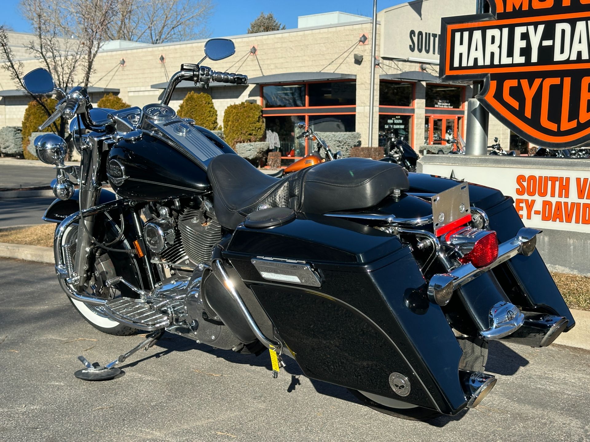 2008 Harley-Davidson Road King® Classic in Sandy, Utah - Photo 14