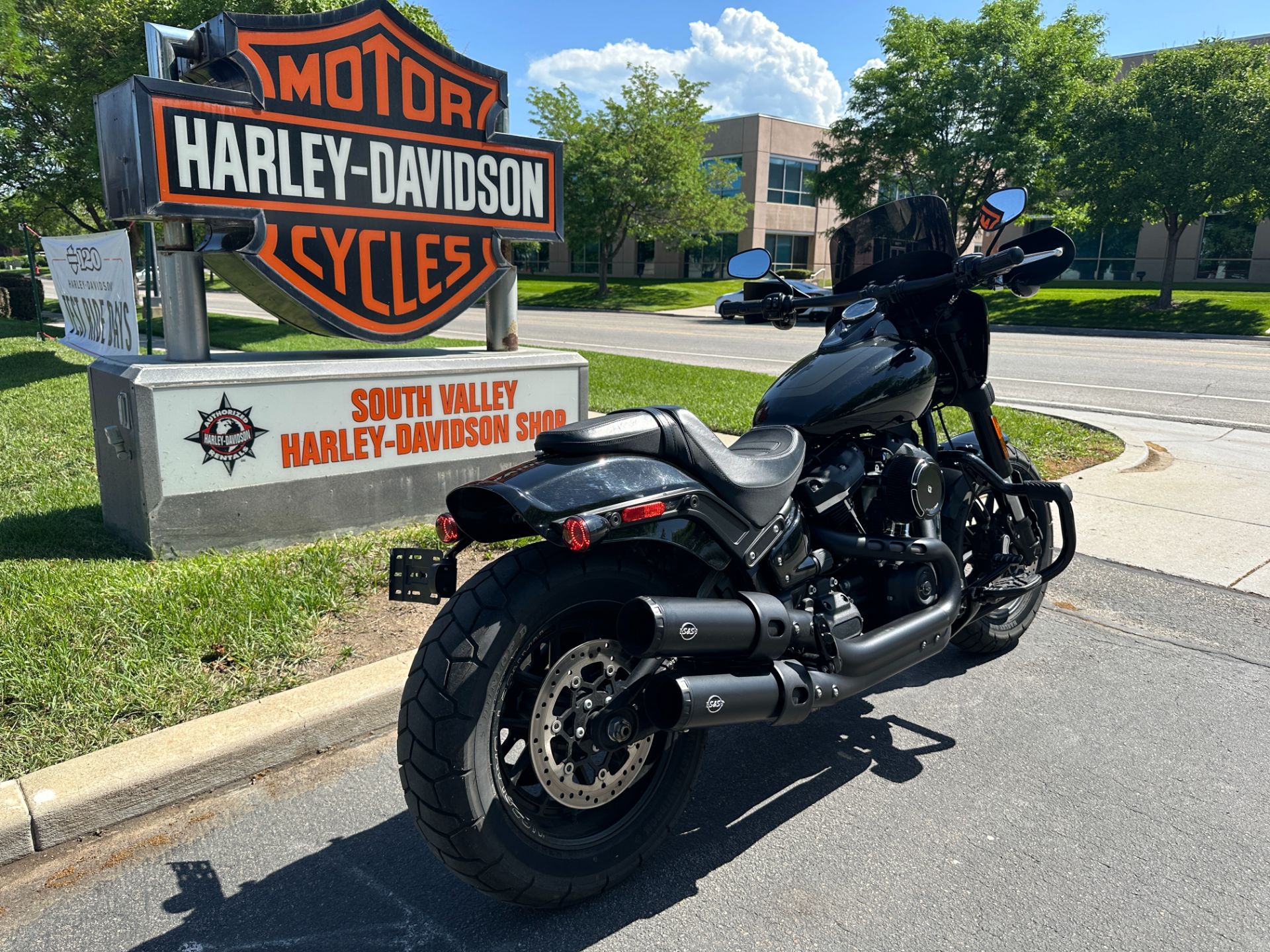 2018 Harley-Davidson Fat Bob® 107 in Sandy, Utah - Photo 16