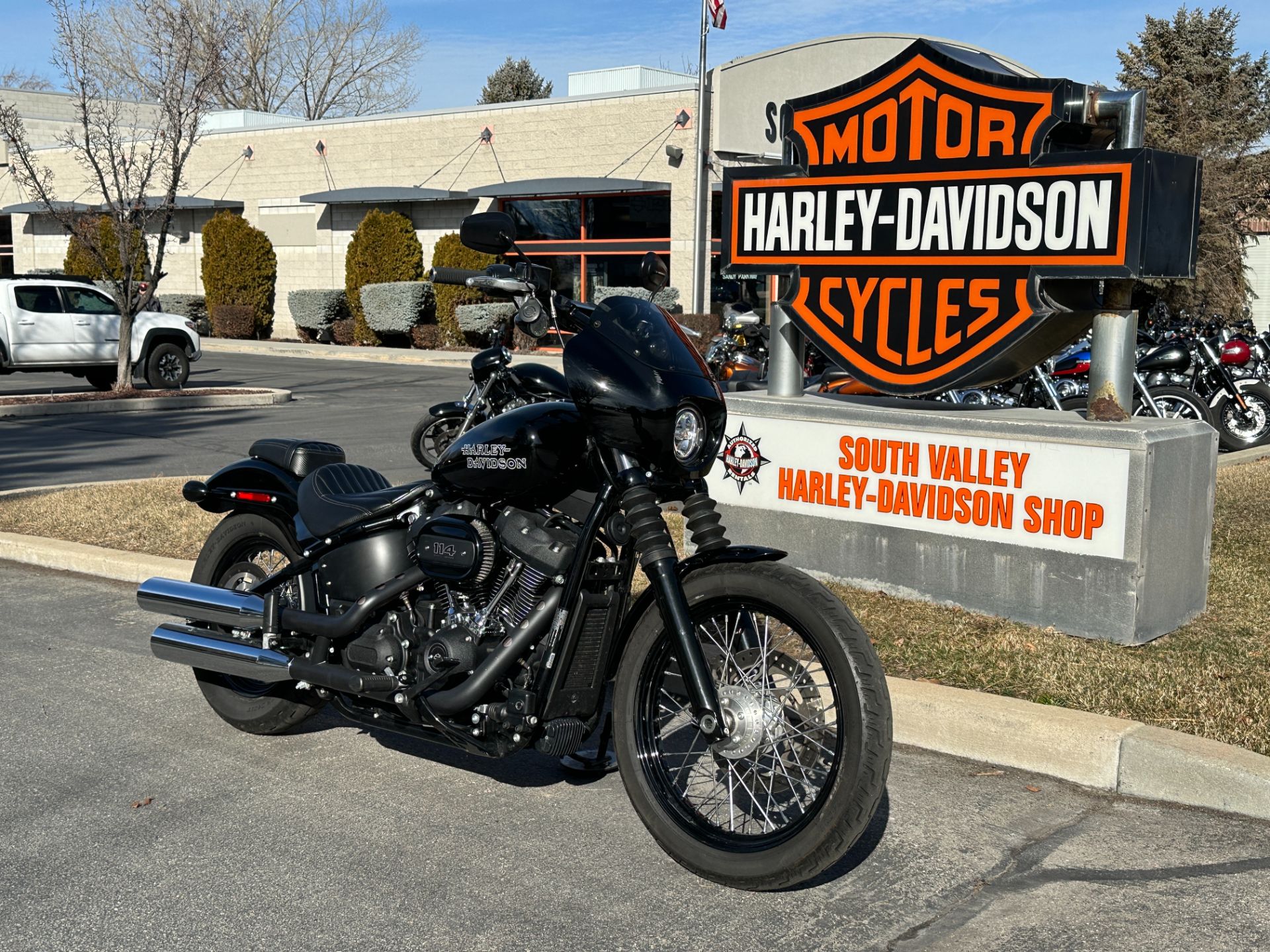 2021 Harley-Davidson Street Bob® 114 in Sandy, Utah - Photo 2
