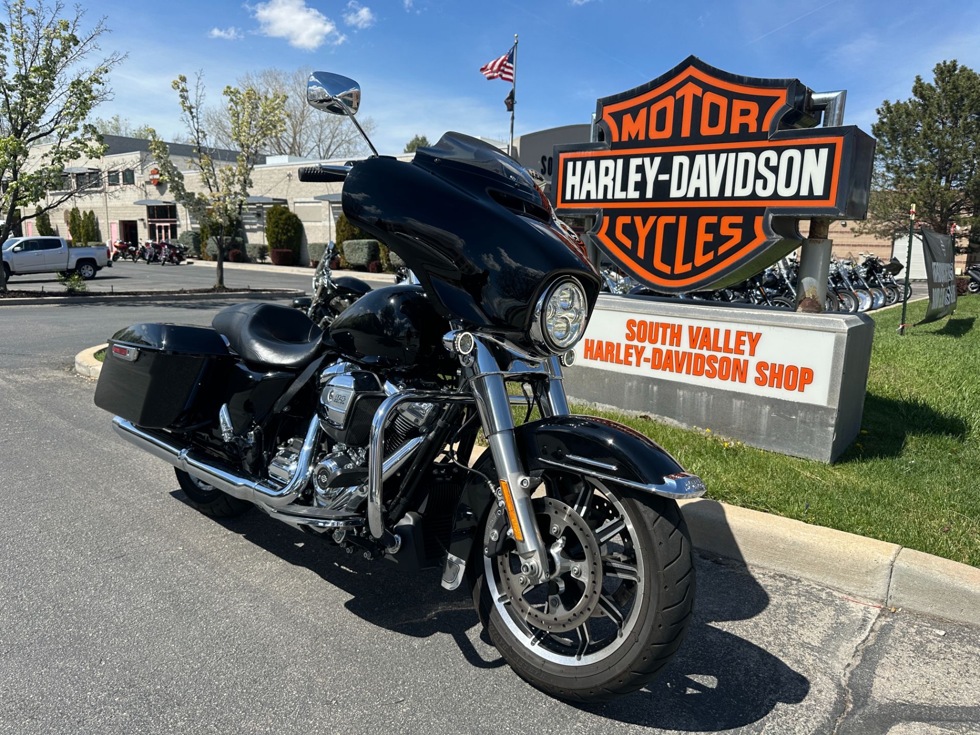 2021 Harley-Davidson Electra Glide Standard Police in Sandy, Utah - Photo 2