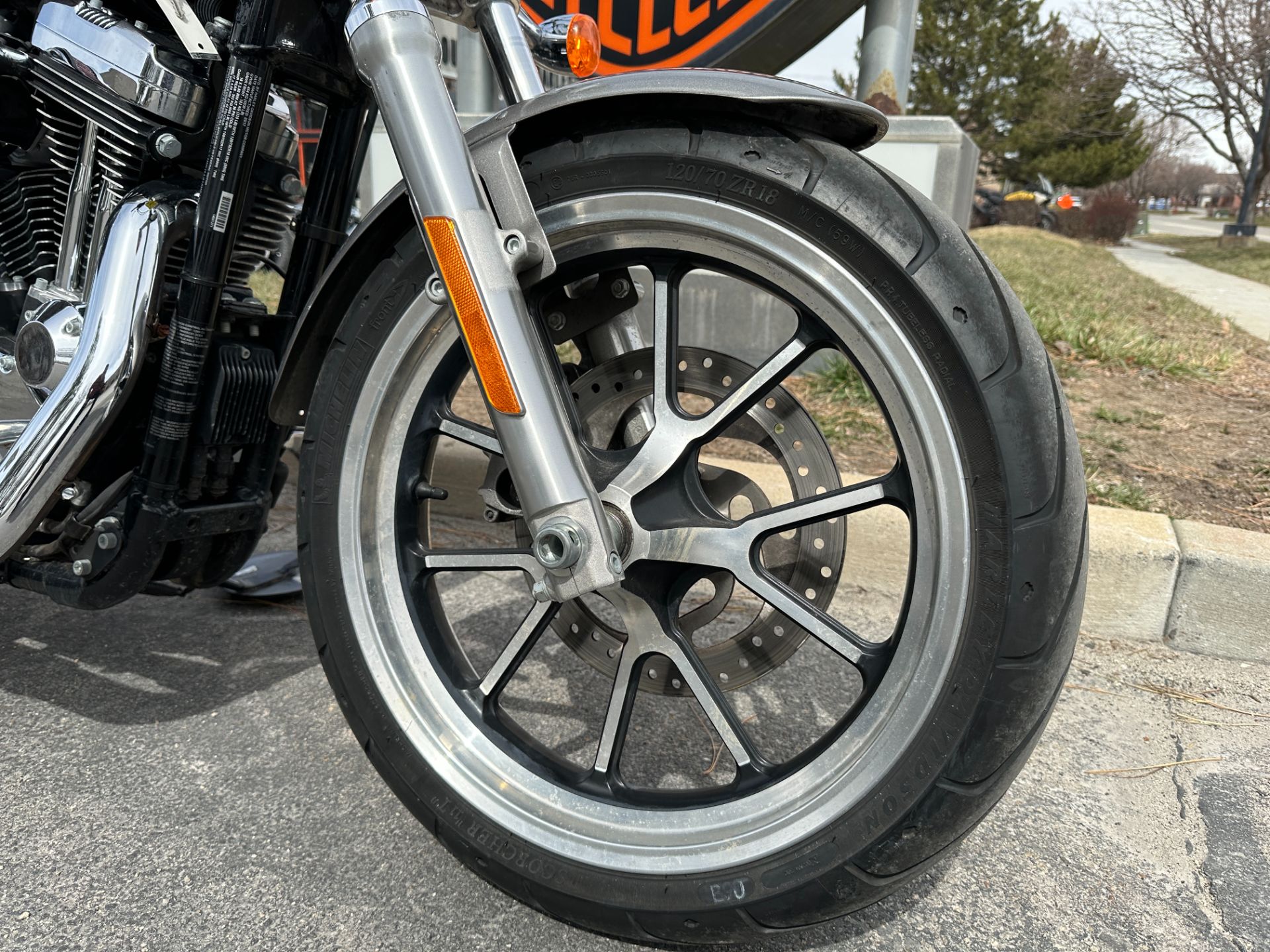 2017 Harley-Davidson Superlow® 1200T in Sandy, Utah - Photo 6