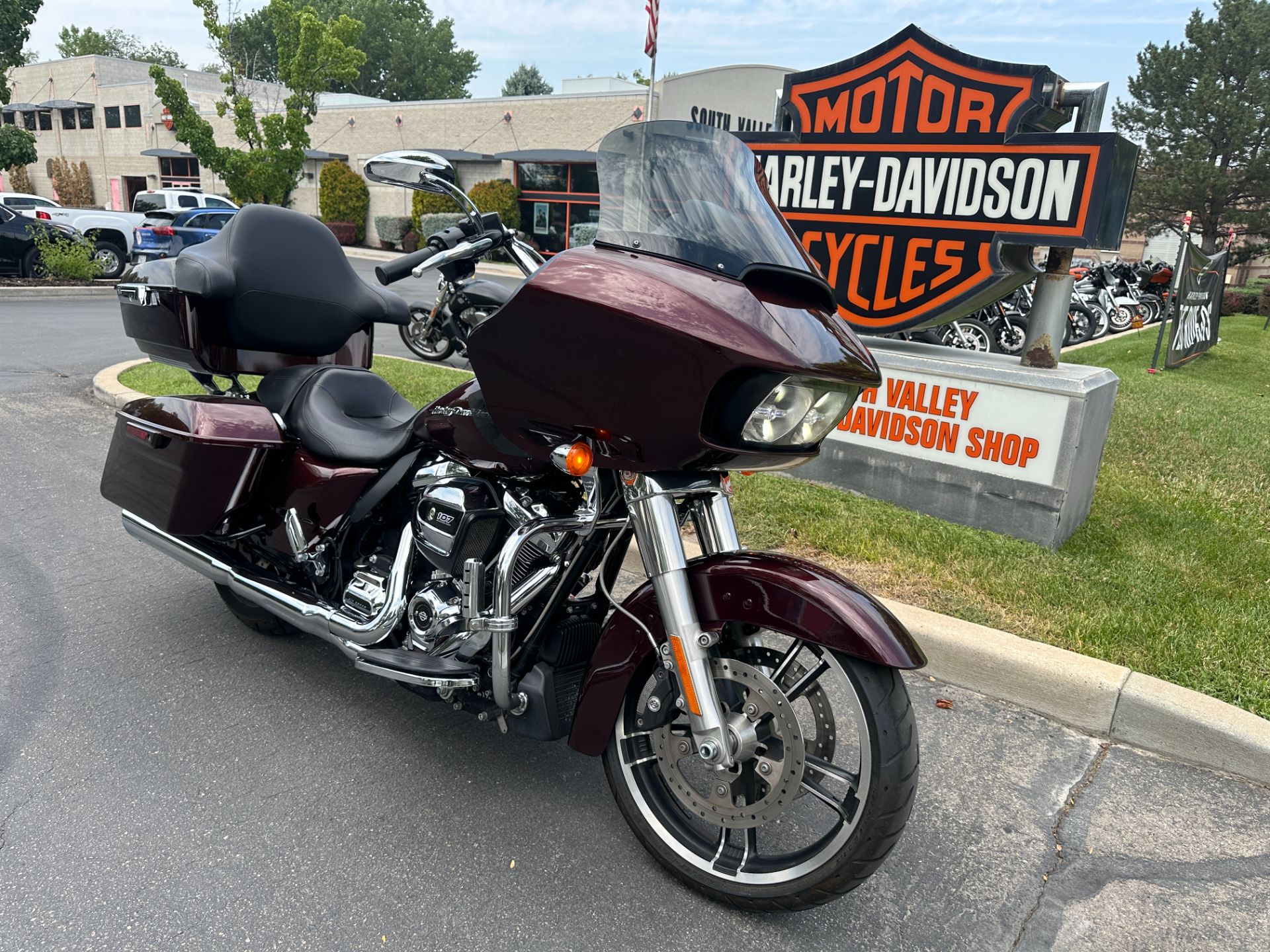 2018 Harley-Davidson Road Glide® in Sandy, Utah - Photo 2