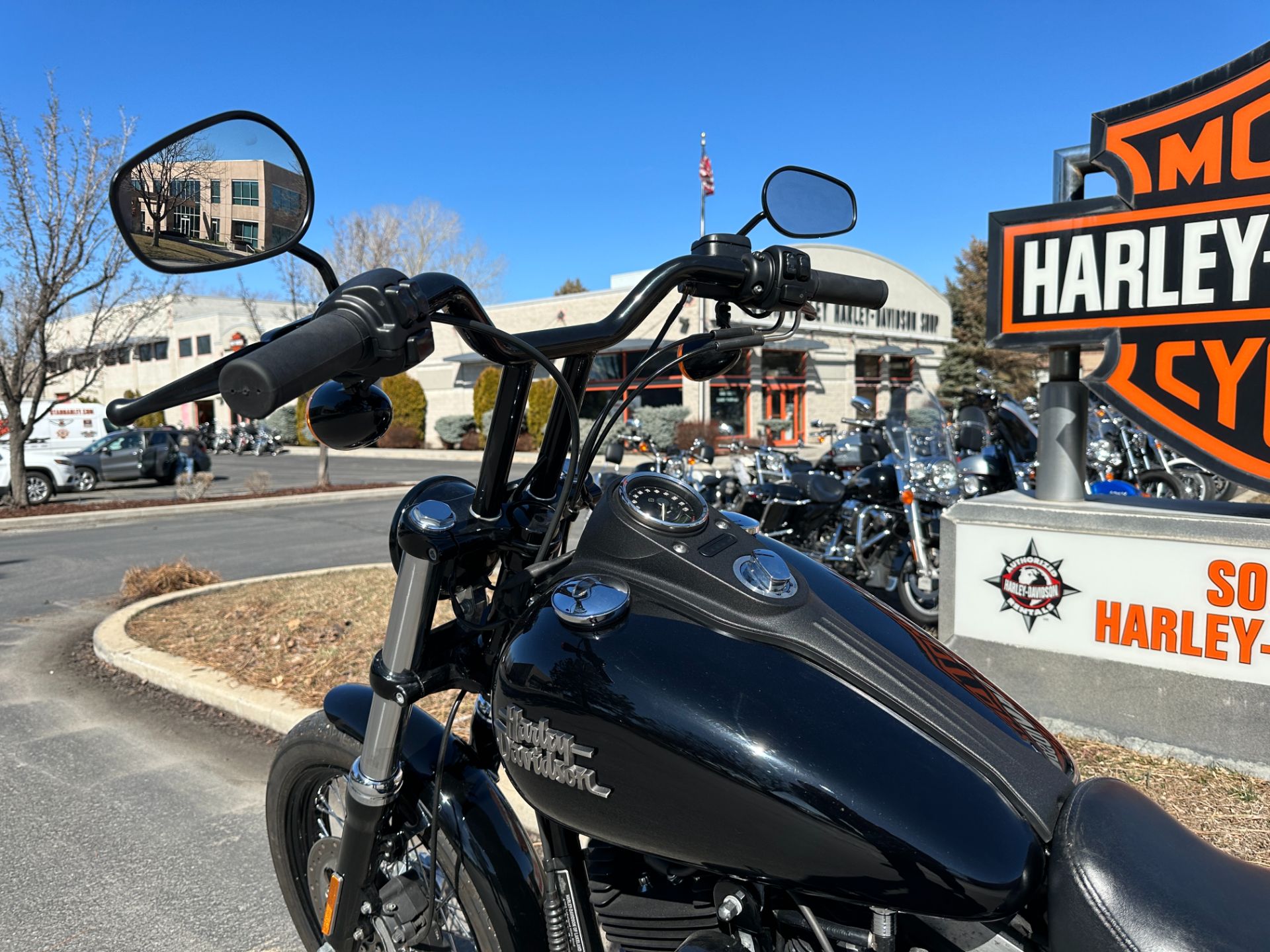 2014 Harley-Davidson Dyna® Street Bob® in Sandy, Utah - Photo 11