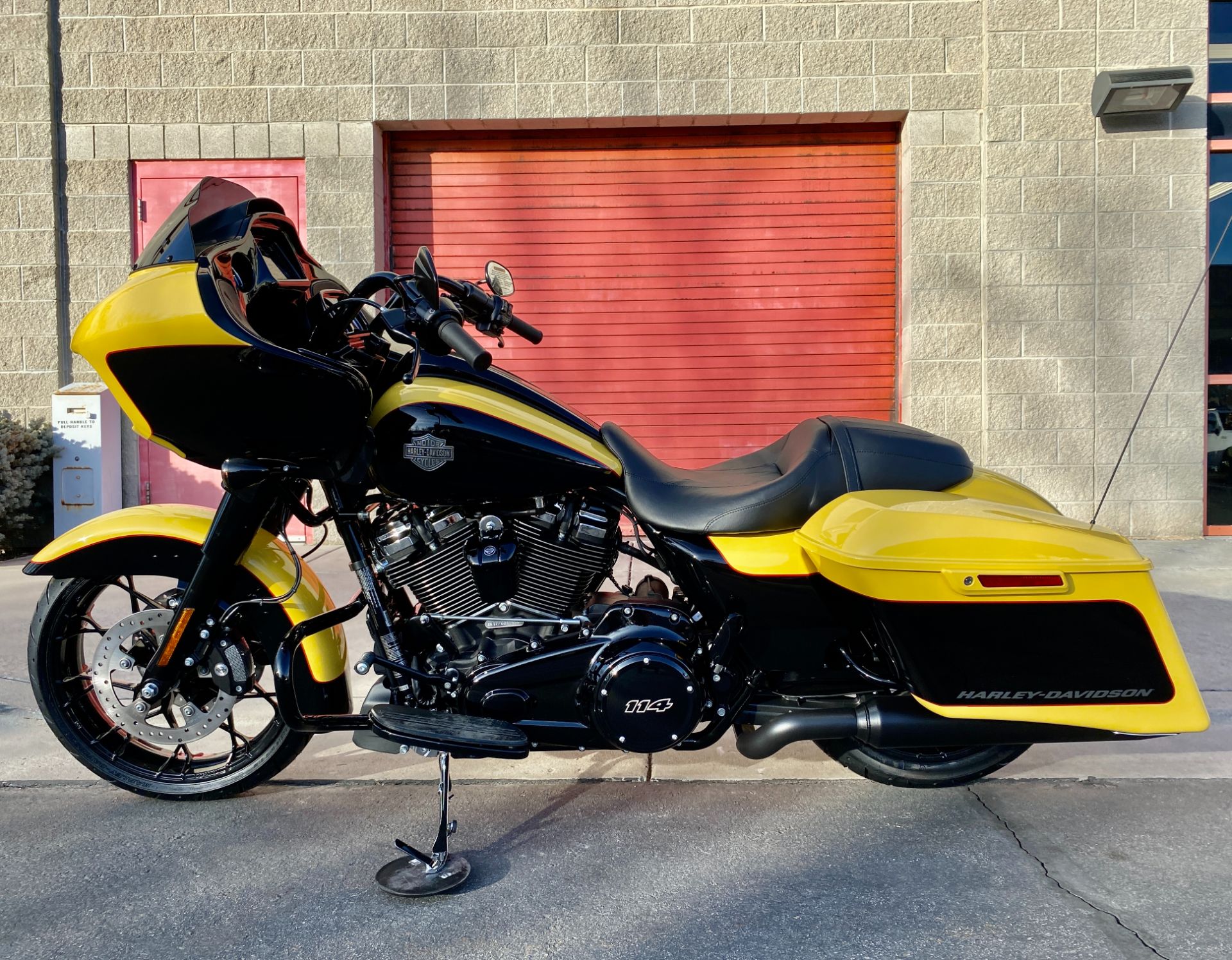 2023 Harley-Davidson Road Glide® Special in Sandy, Utah - Photo 10