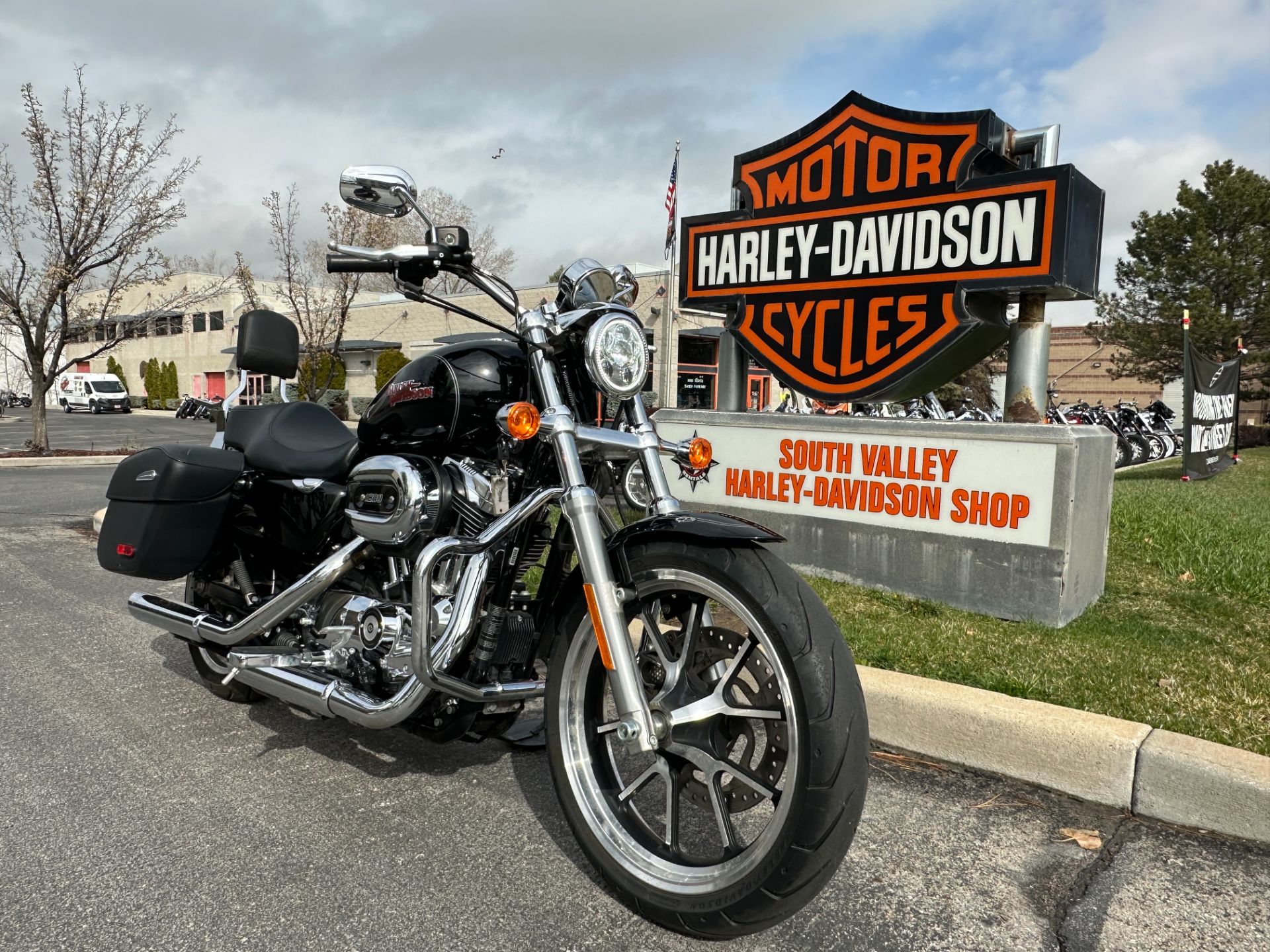 2017 Harley-Davidson Superlow® 1200T in Sandy, Utah - Photo 2