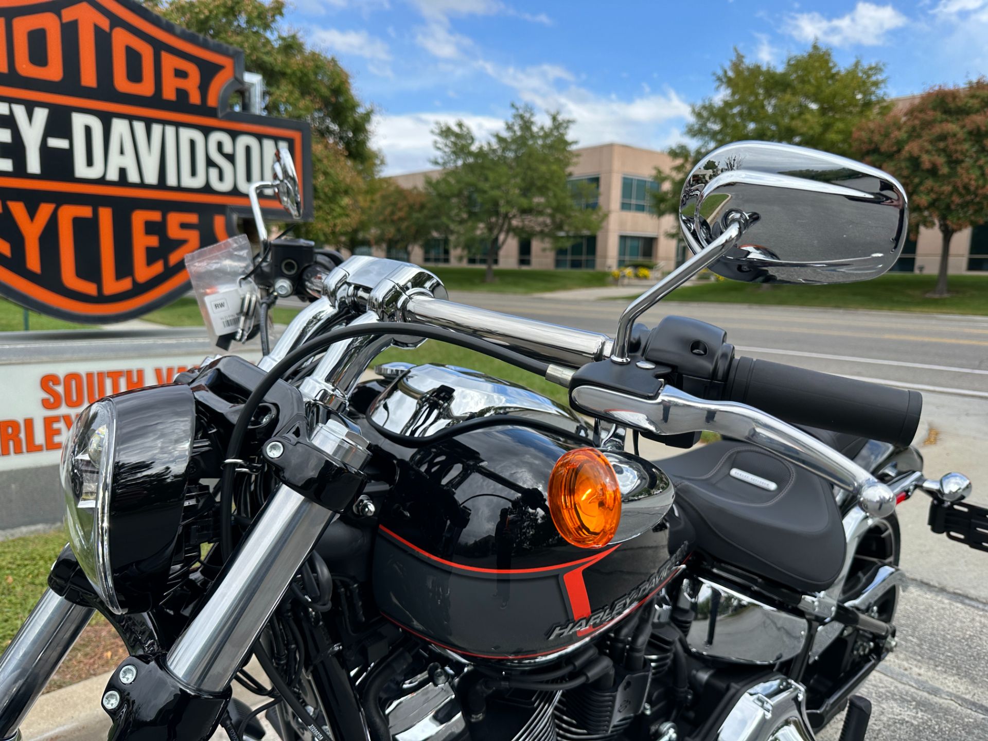 2023 Harley-Davidson Breakout® in Sandy, Utah - Photo 9