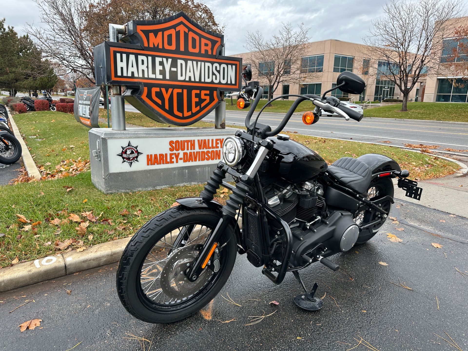 2018 Harley-Davidson Street Bob® 107 in Sandy, Utah - Photo 8