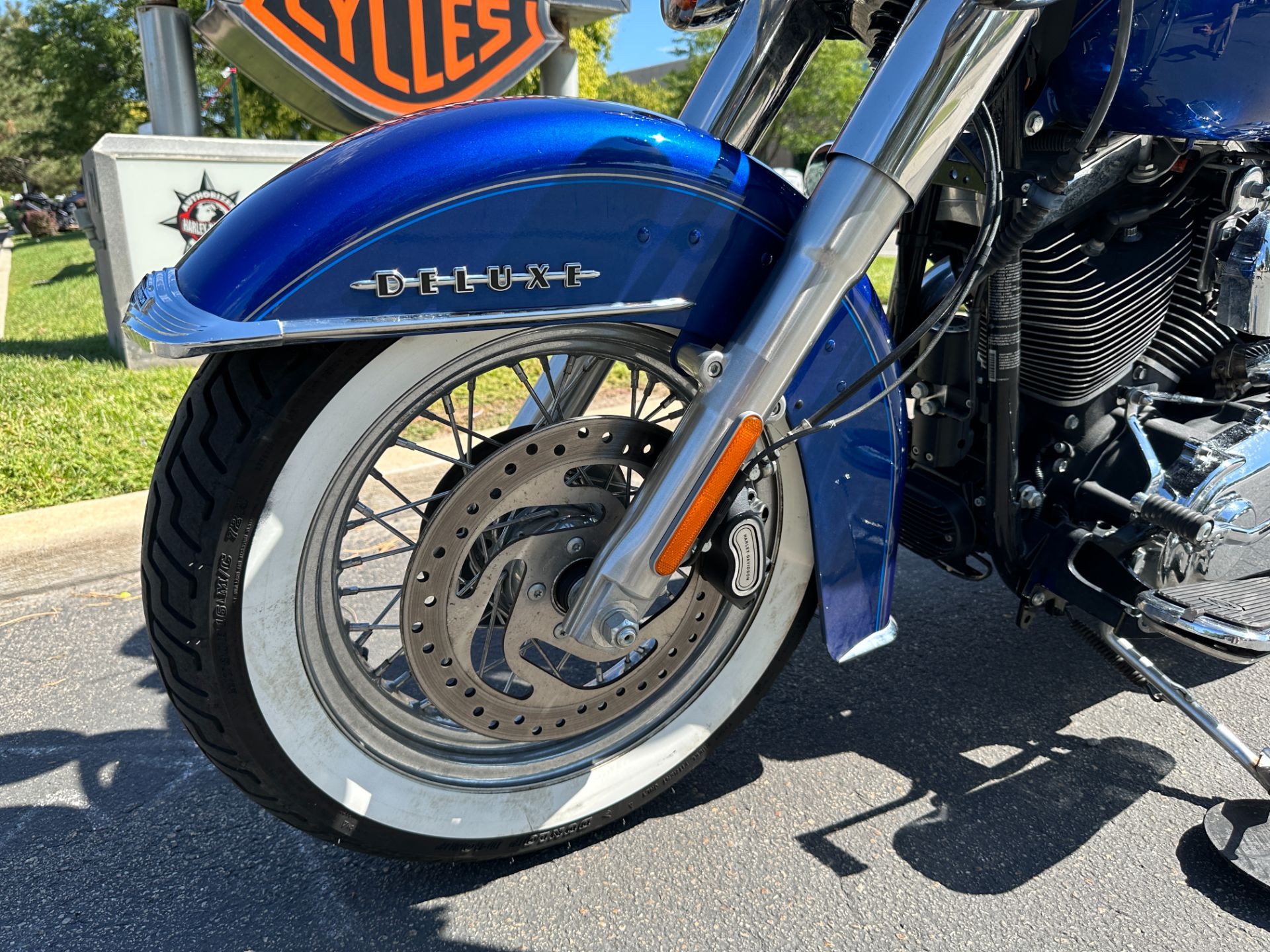 2017 Harley-Davidson Softail® Deluxe in Sandy, Utah - Photo 10