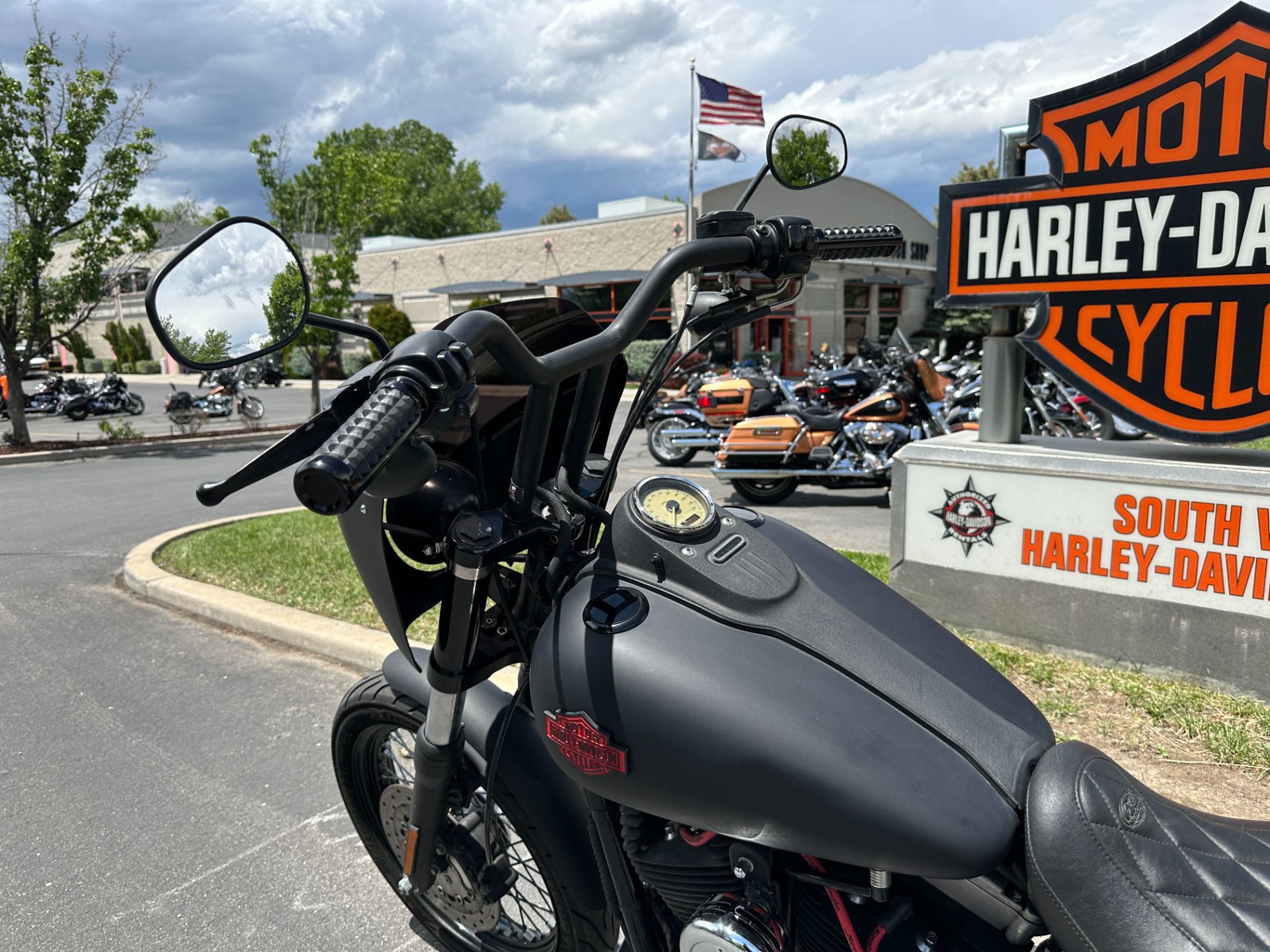 2009 Harley-Davidson Dyna Street Bob in Sandy, Utah - Photo 12