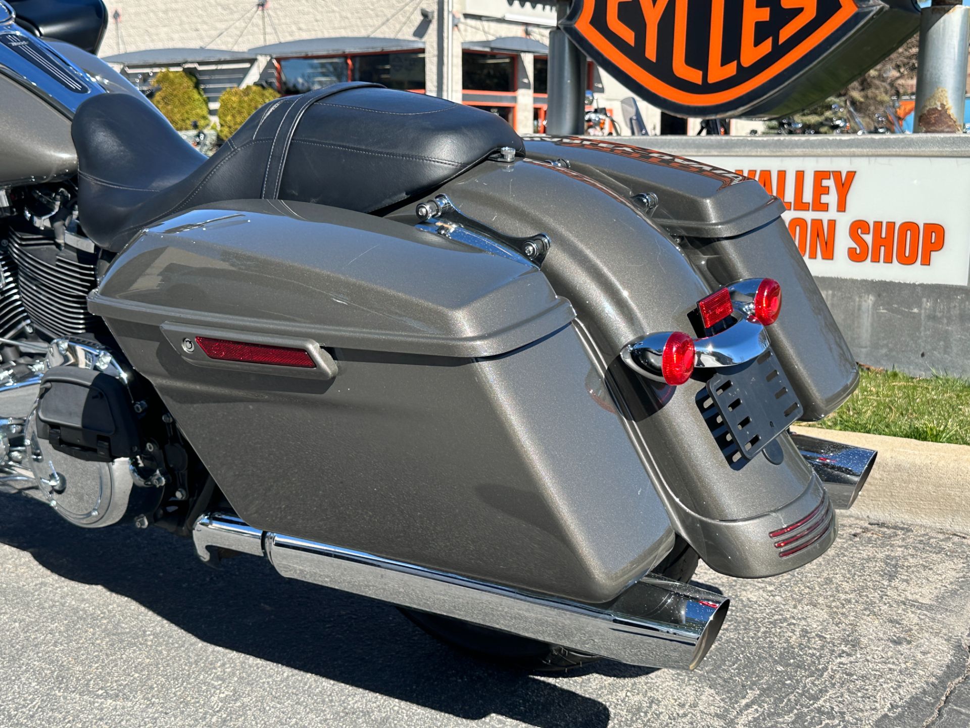 2019 Harley-Davidson Road Glide® in Sandy, Utah - Photo 13