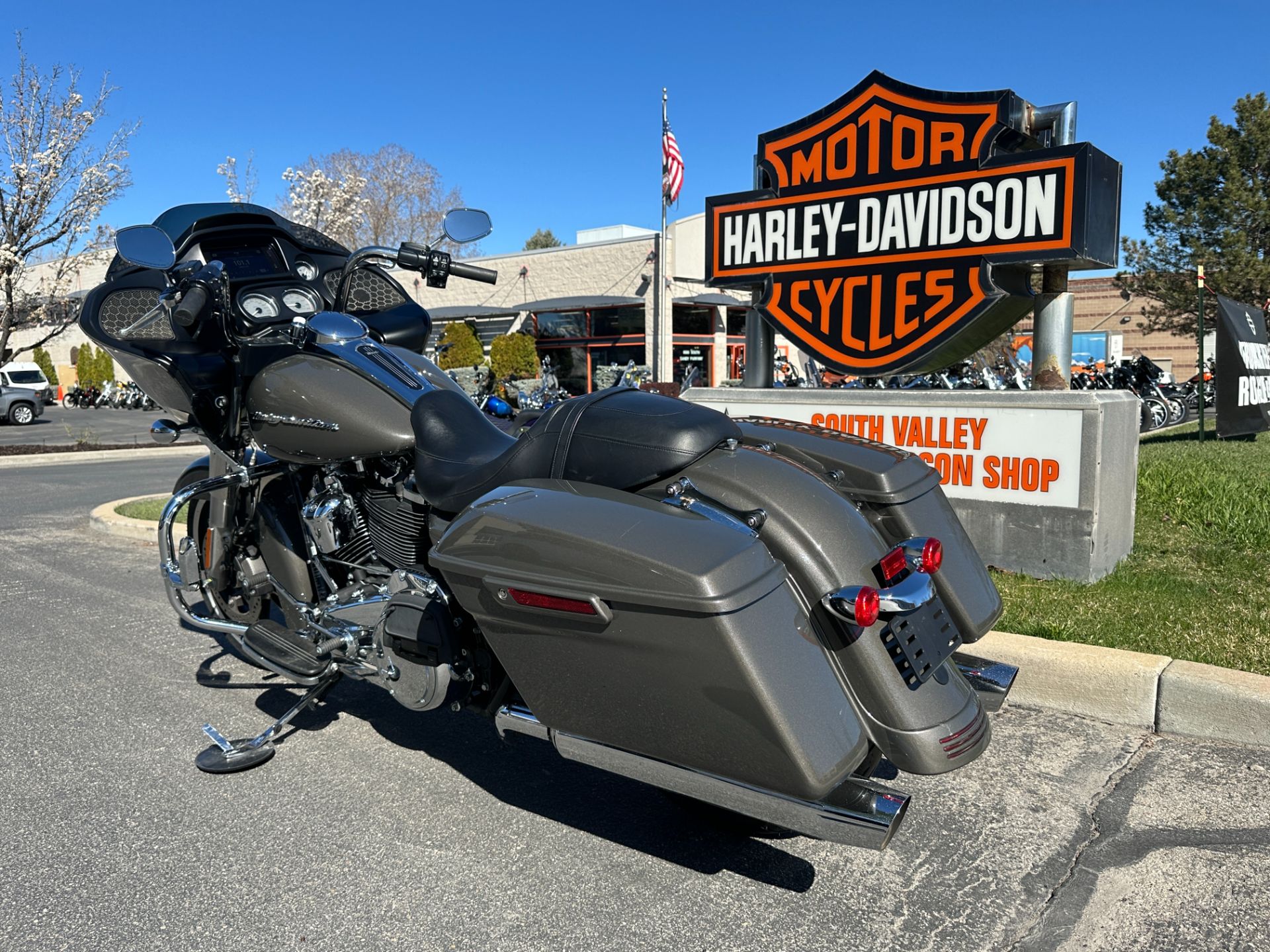 2019 Harley-Davidson Road Glide® in Sandy, Utah - Photo 14