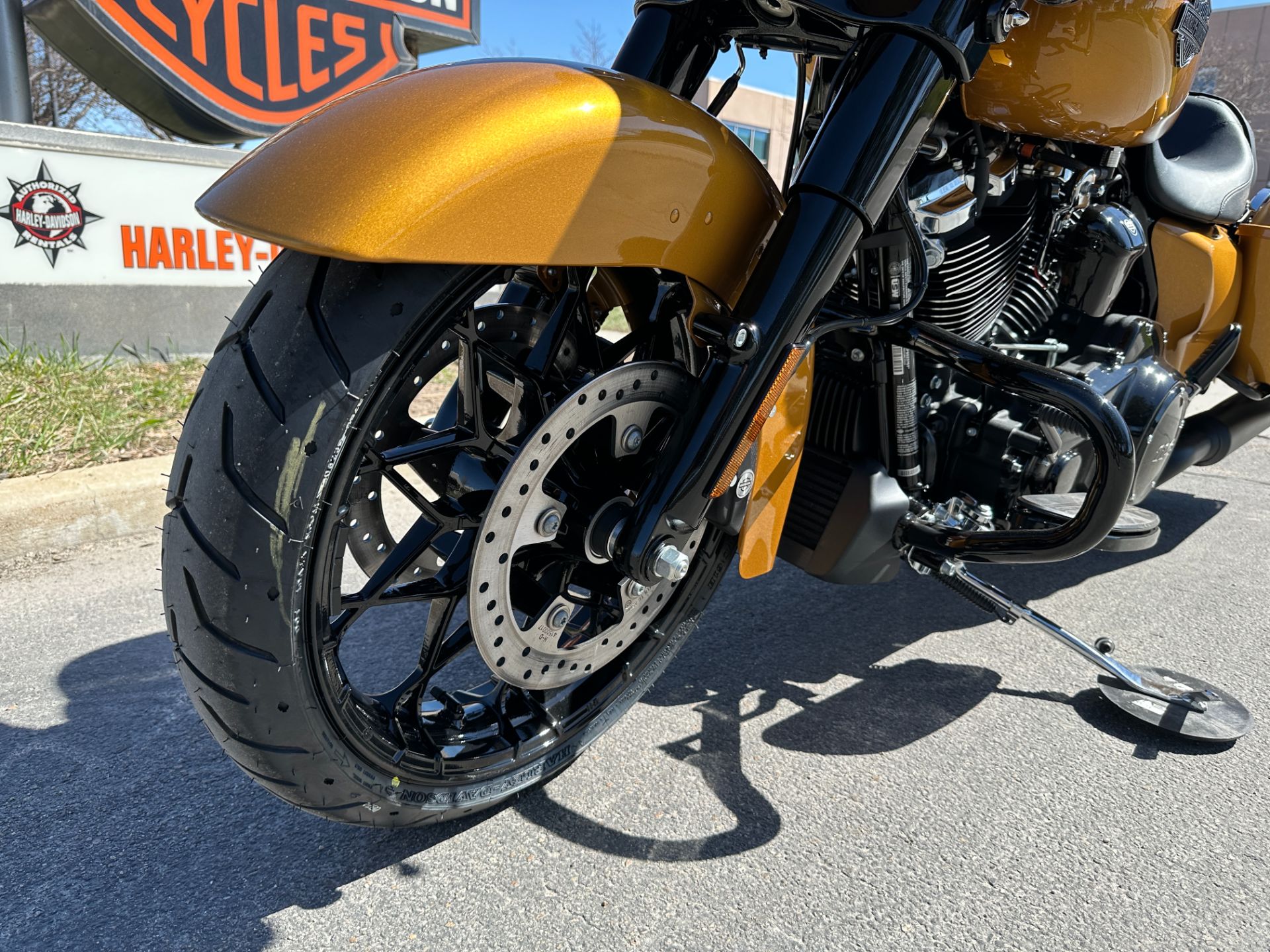 2023 Harley-Davidson Street Glide® Special in Sandy, Utah - Photo 10