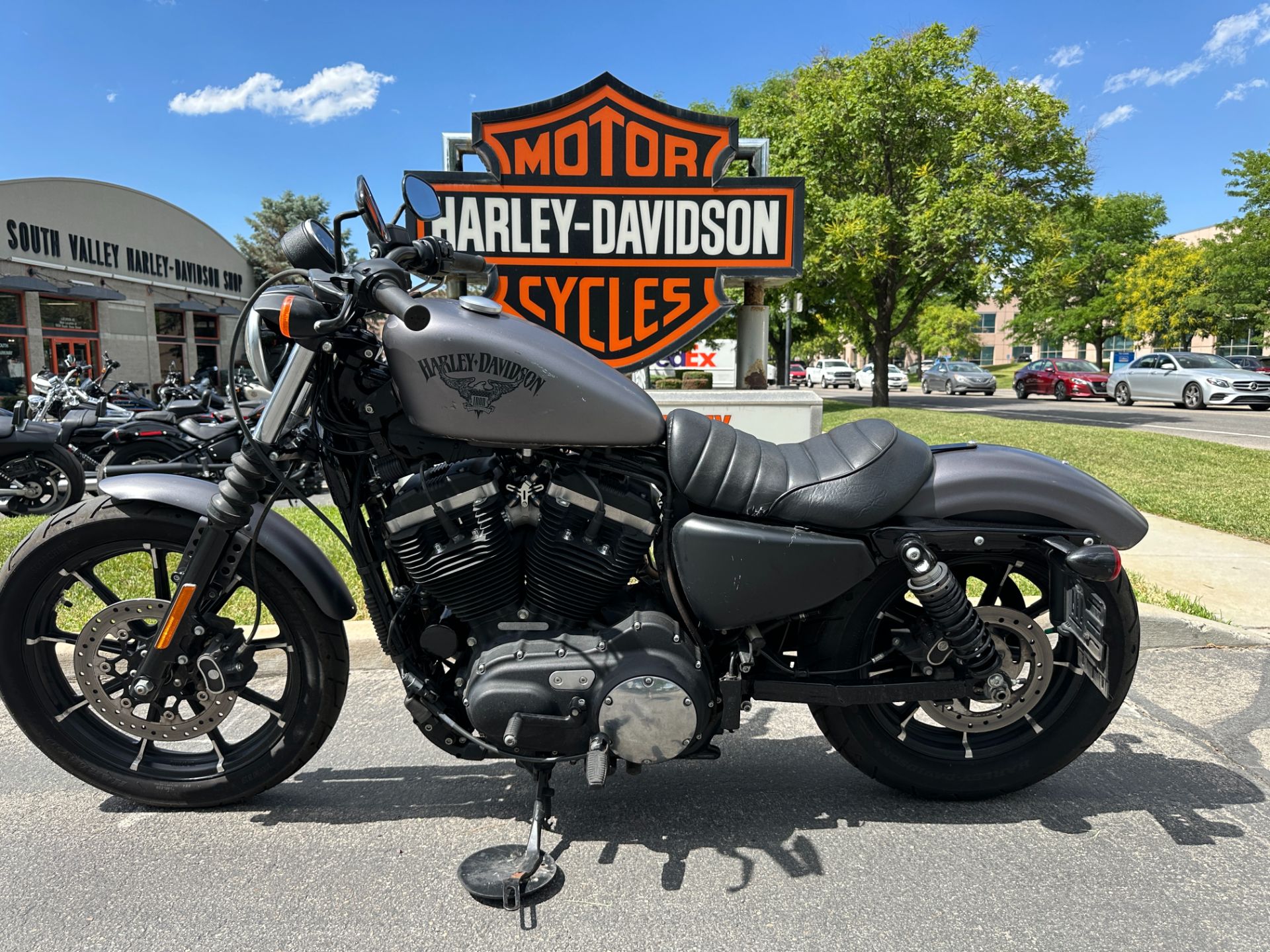 2017 Harley-Davidson Iron 883™ in Sandy, Utah - Photo 11