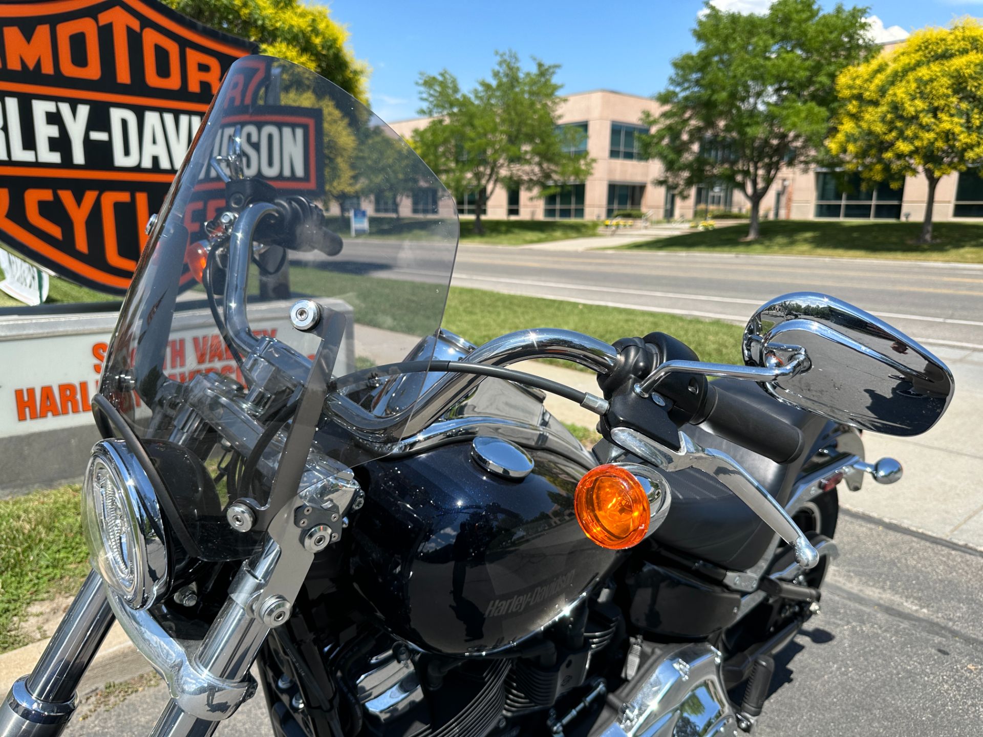 2019 Harley-Davidson Low Rider® in Sandy, Utah - Photo 9