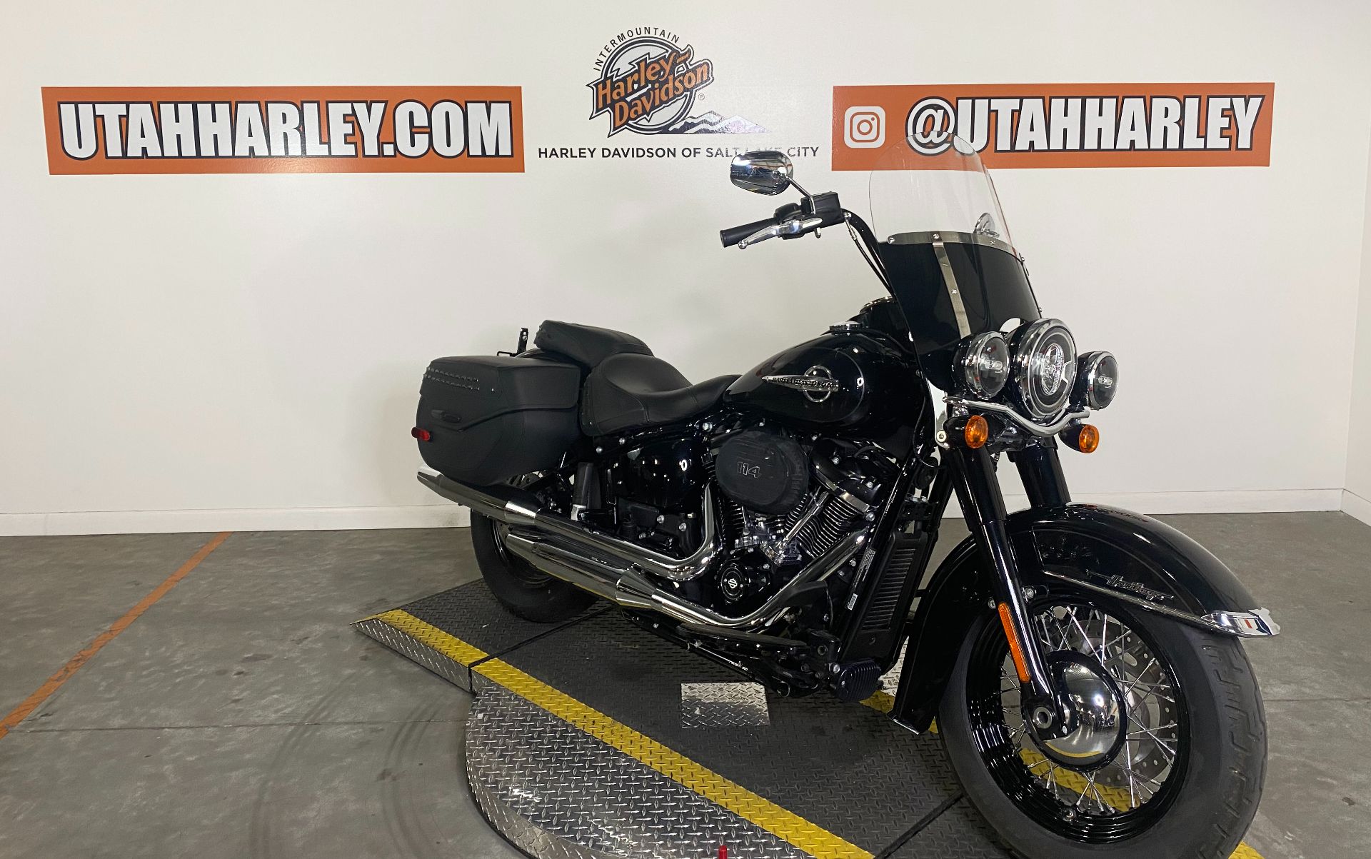 2020 Harley-Davidson Heritage Classic 114 in Salt Lake City, Utah - Photo 2