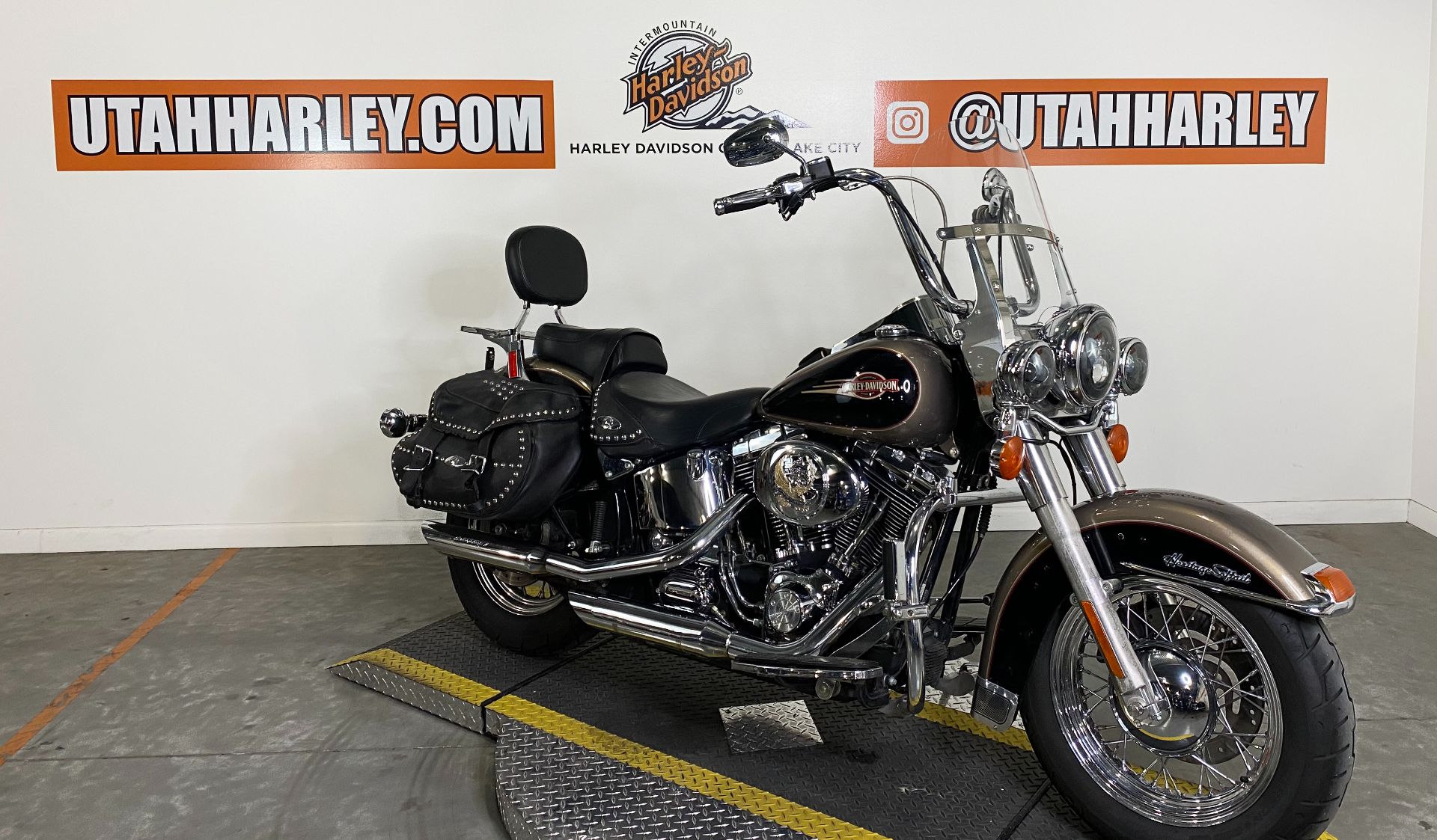 2005 Harley-Davidson FLSTCI Heritage Softail® Classic® Peace Officer Special Edition in Salt Lake City, Utah - Photo 2