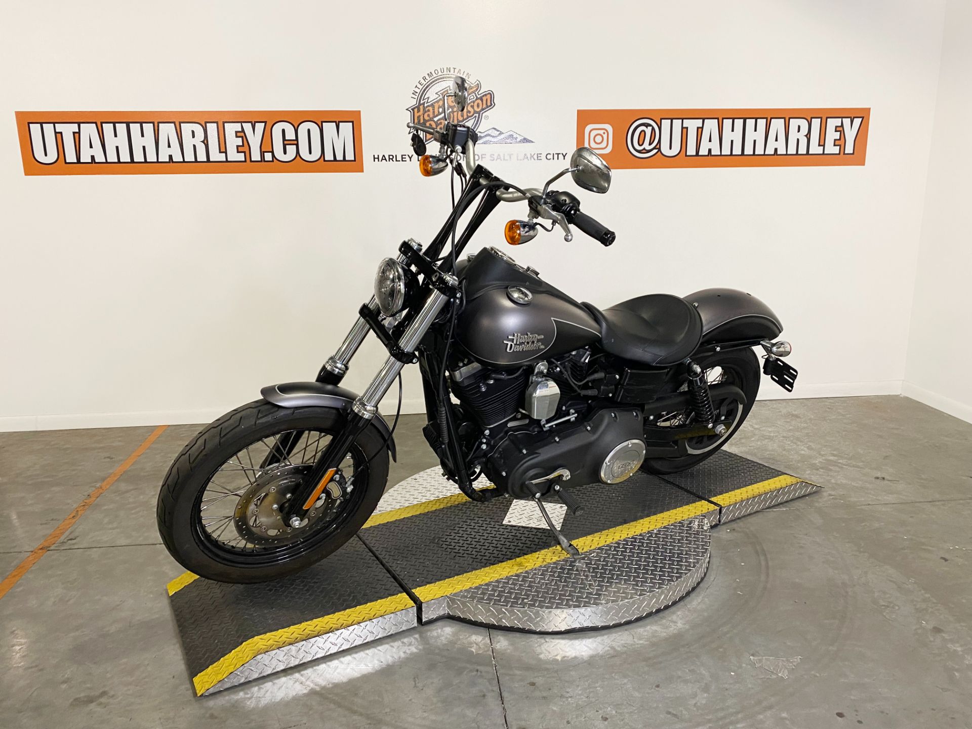 2017 Harley-Davidson Street Bob in Salt Lake City, Utah - Photo 4