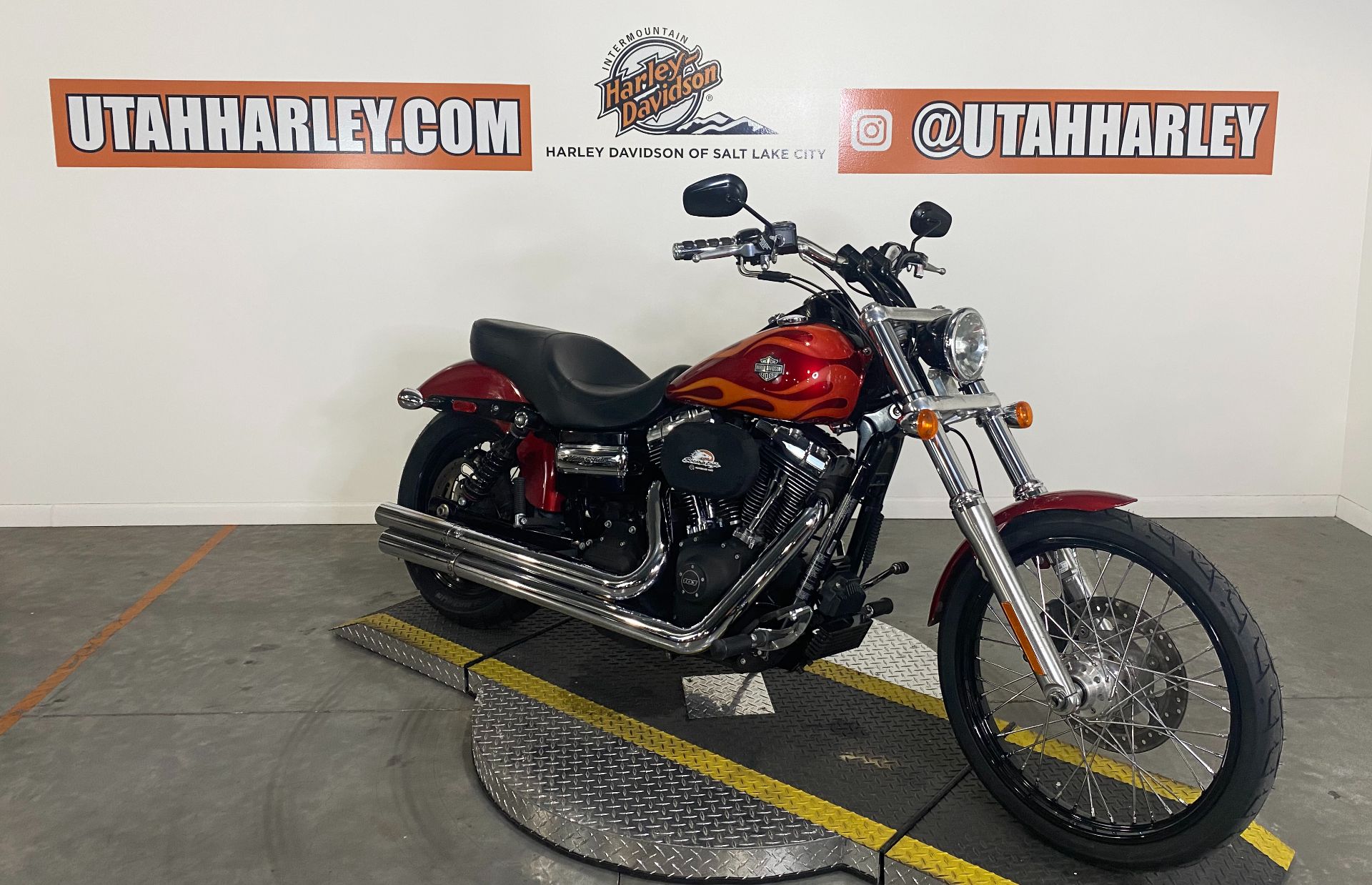 2012 Harley-Davidson Dyna® Wide Glide® in Salt Lake City, Utah - Photo 2