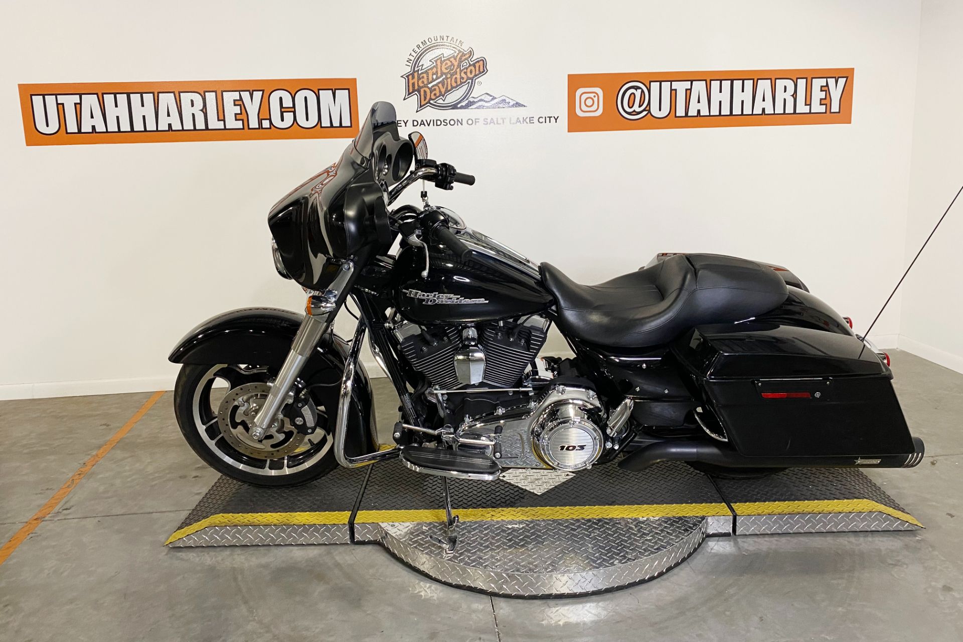 2012 Harley-Davidson Street Glide in Salt Lake City, Utah - Photo 5