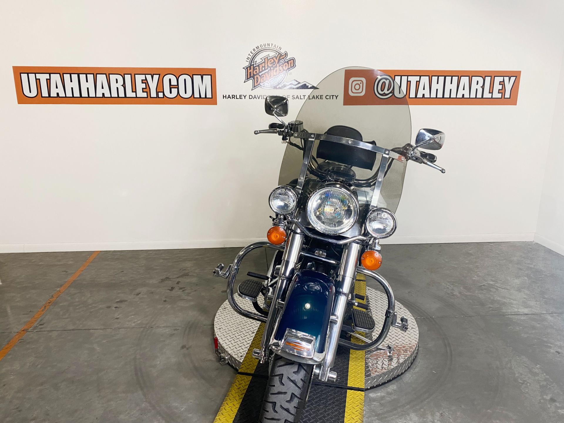 2001 Harley-Davidson FLSTC/FLSTCI Heritage Softail® Classic in Salt Lake City, Utah - Photo 3