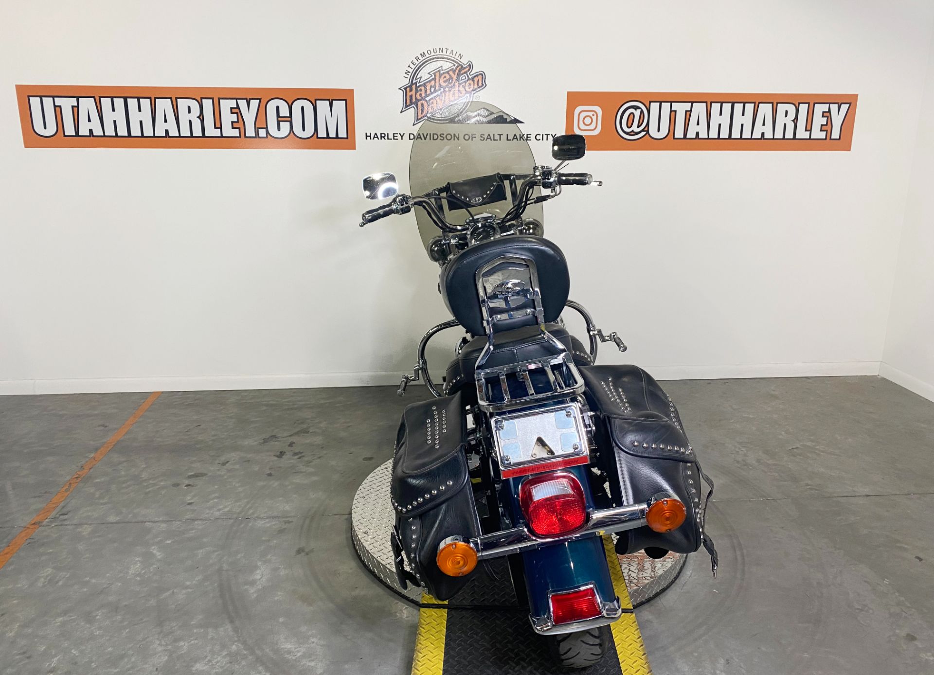2001 Harley-Davidson FLSTC/FLSTCI Heritage Softail® Classic in Salt Lake City, Utah - Photo 6