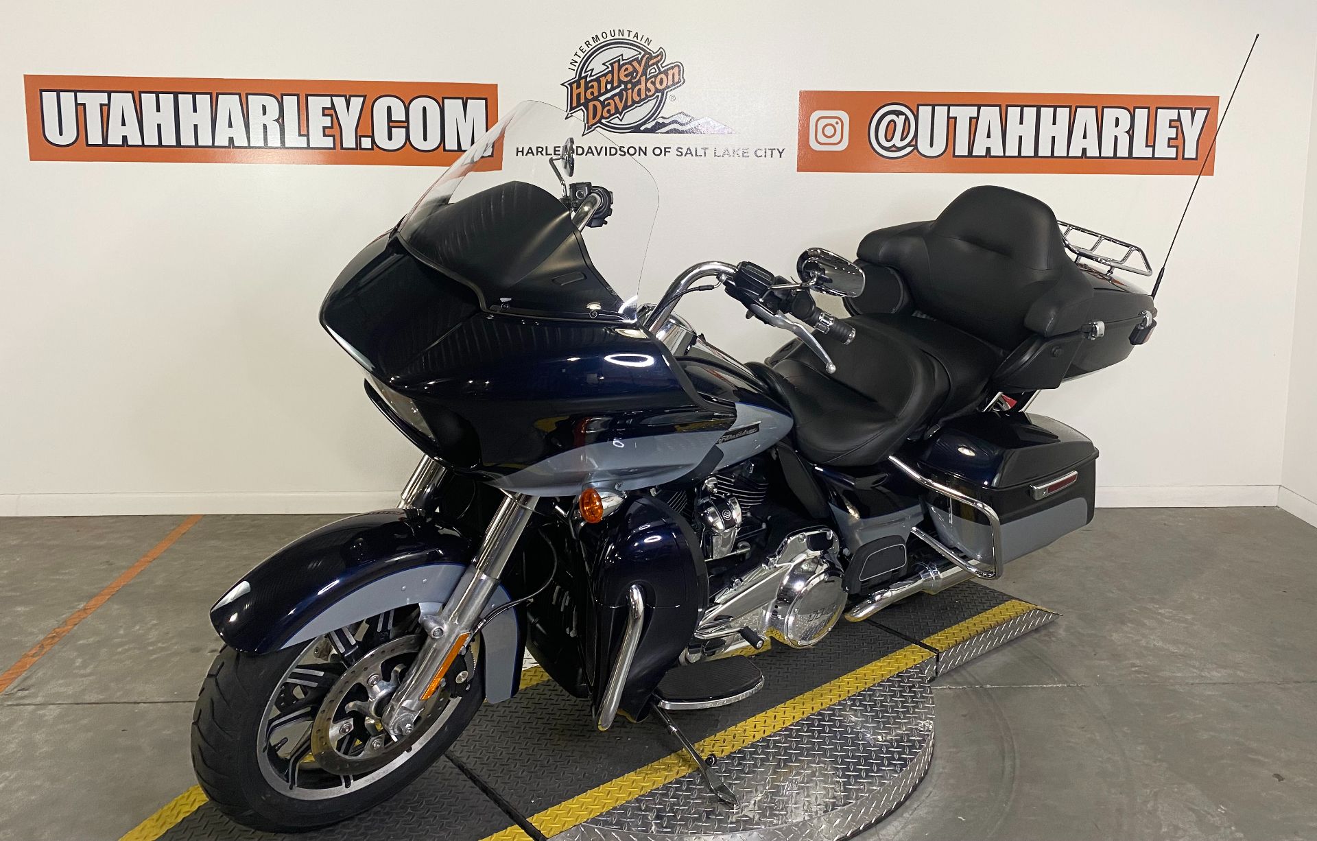 2019 Harley-Davidson Road Glide® Ultra in Salt Lake City, Utah - Photo 4