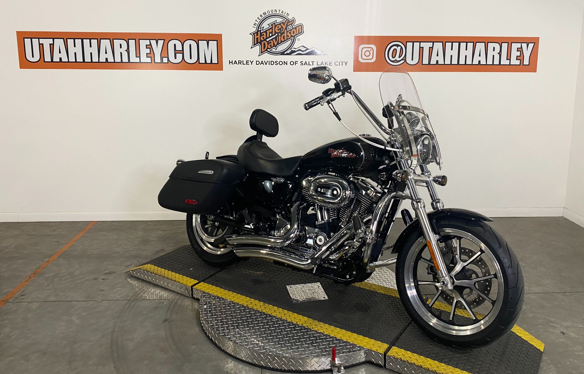 2015 Harley-Davidson SuperLow® 1200T in Salt Lake City, Utah - Photo 2