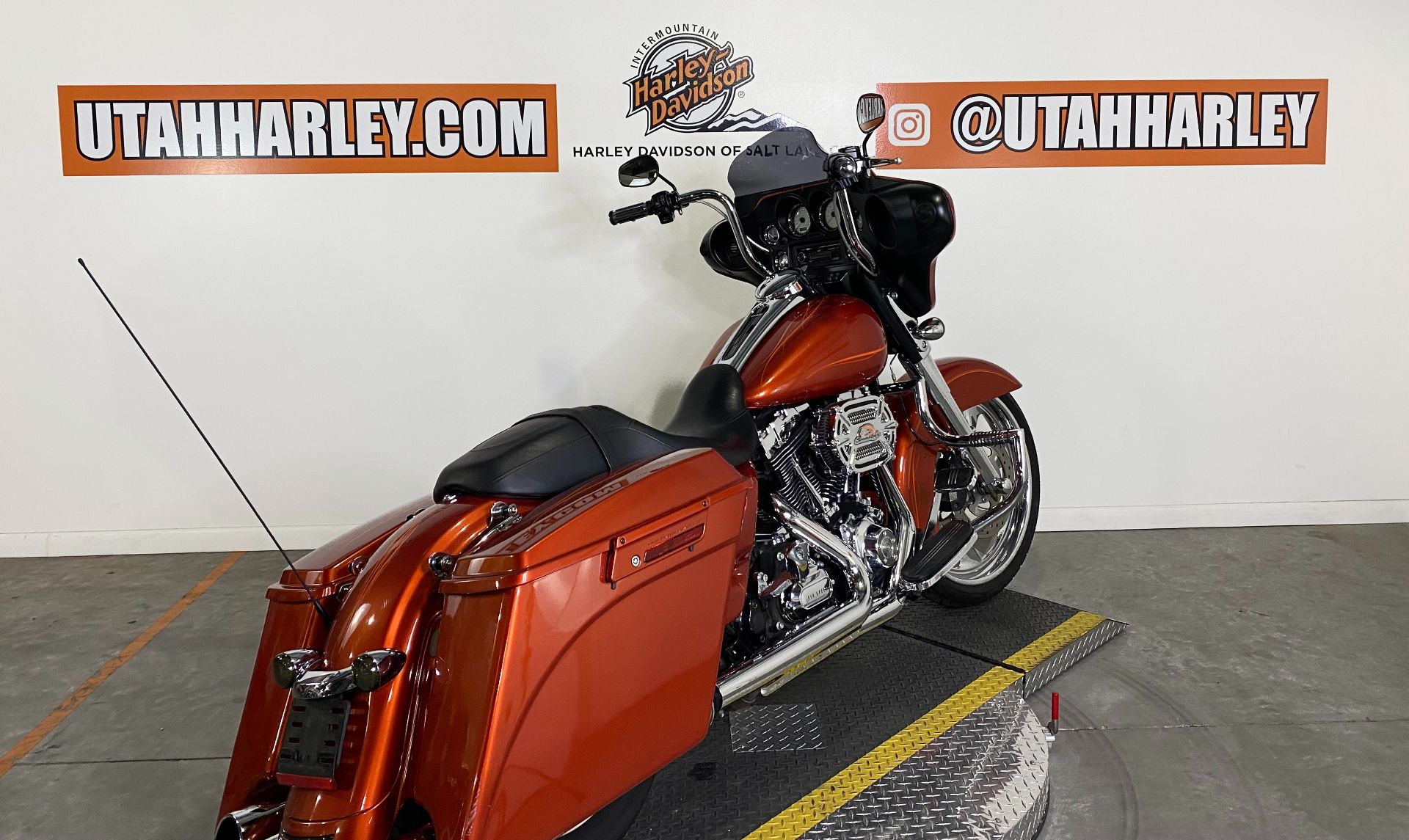 2011 Harley-Davidson Street Glide® in Salt Lake City, Utah - Photo 8