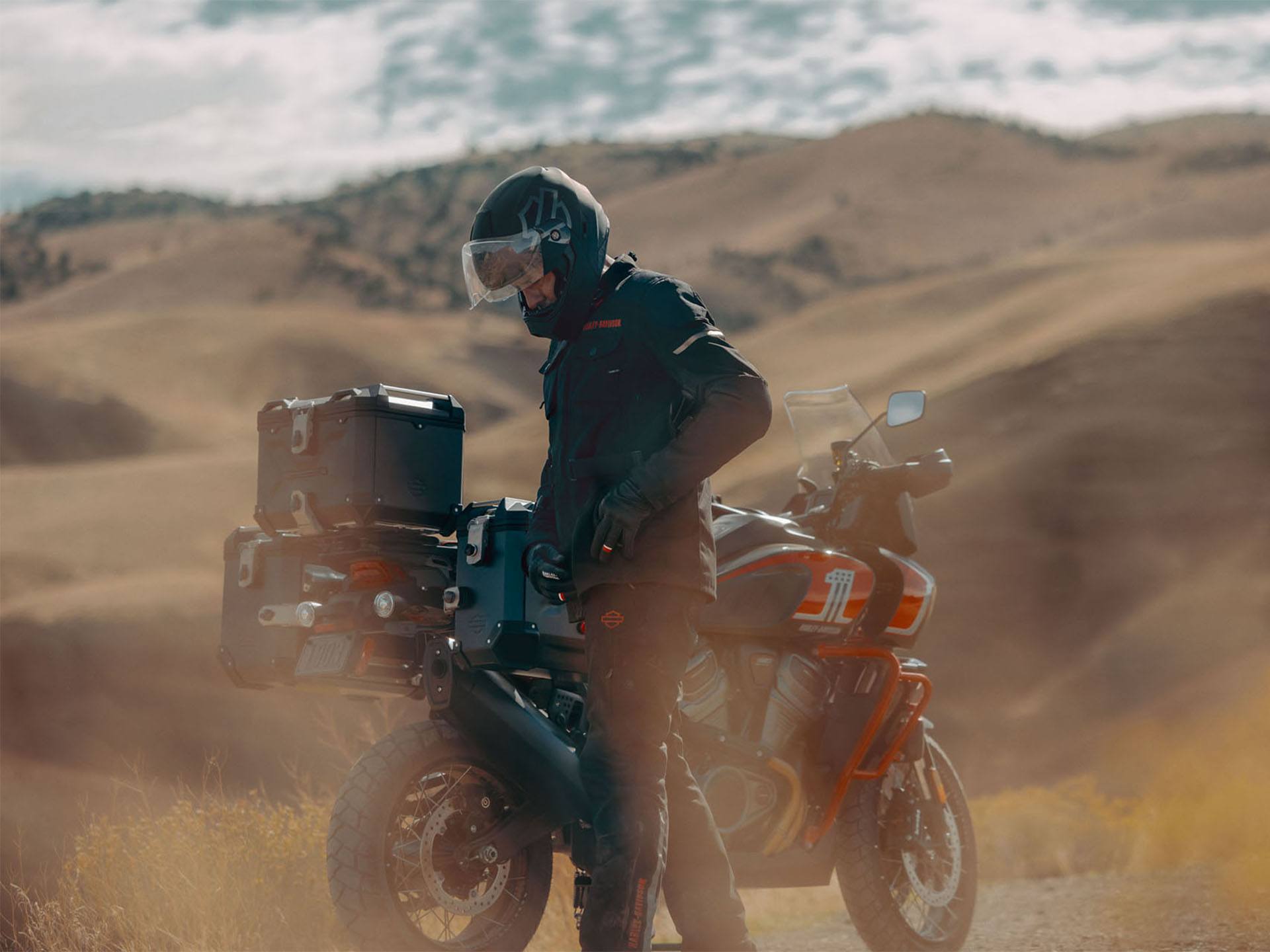 2024 Harley-Davidson CVO™ Pan America® in Salt Lake City, Utah - Photo 10