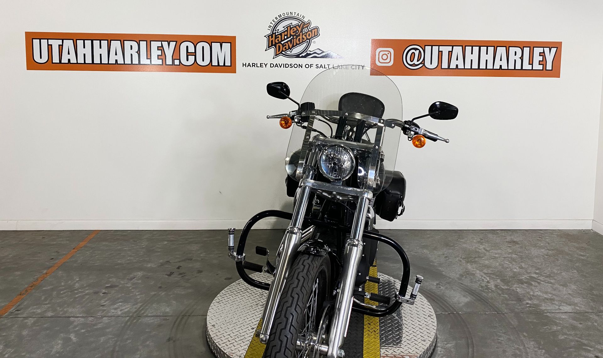 2010 Harley-Davidson Dyna® Wide Glide® in Salt Lake City, Utah - Photo 3