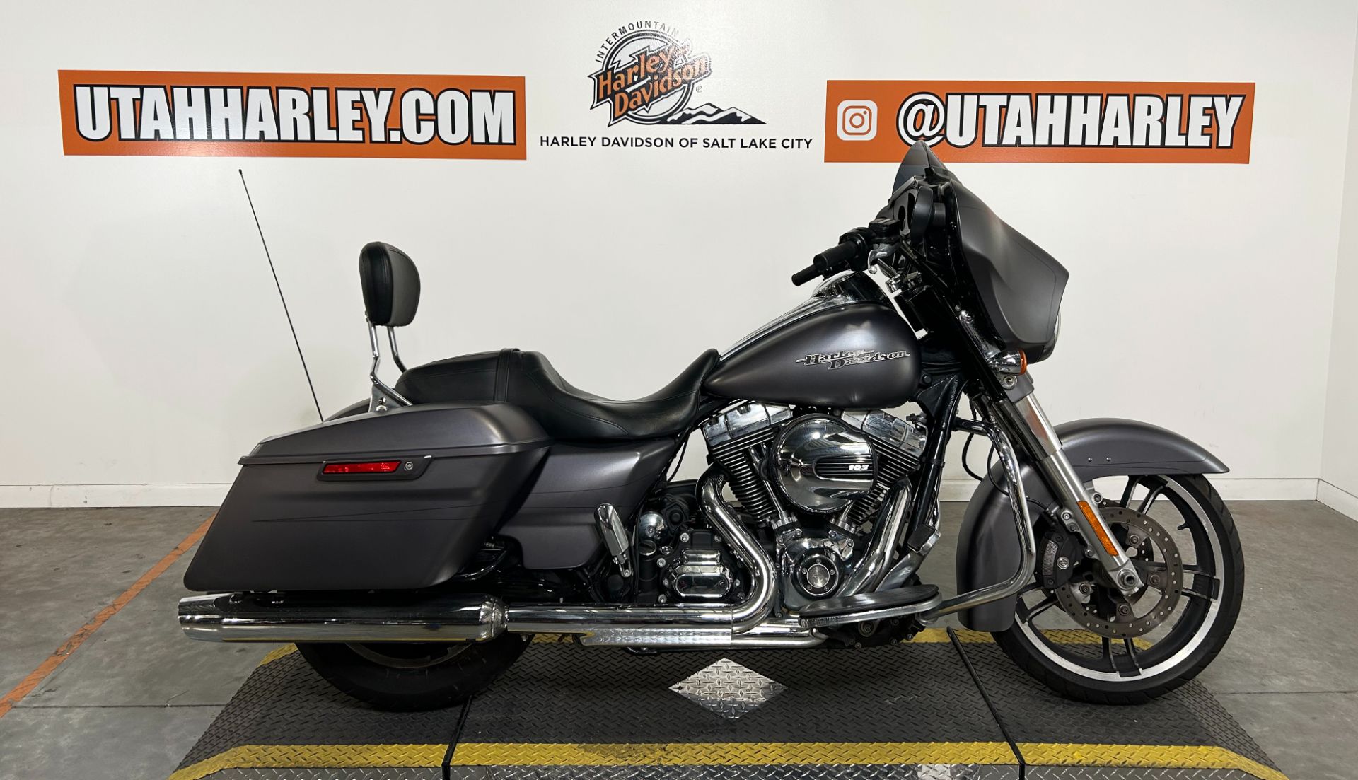 2016 Harley-Davidson Street Glide® Special in Salt Lake City, Utah - Photo 1