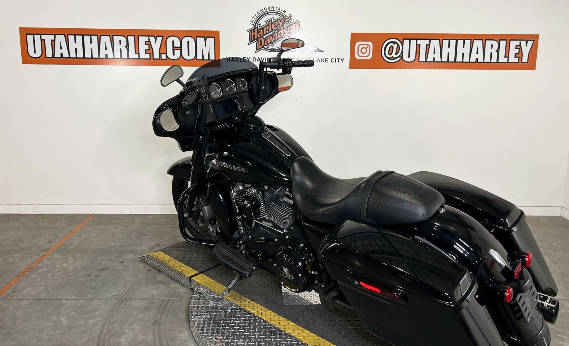 2020 Harley-Davidson Street Glide® Special in Salt Lake City, Utah - Photo 6