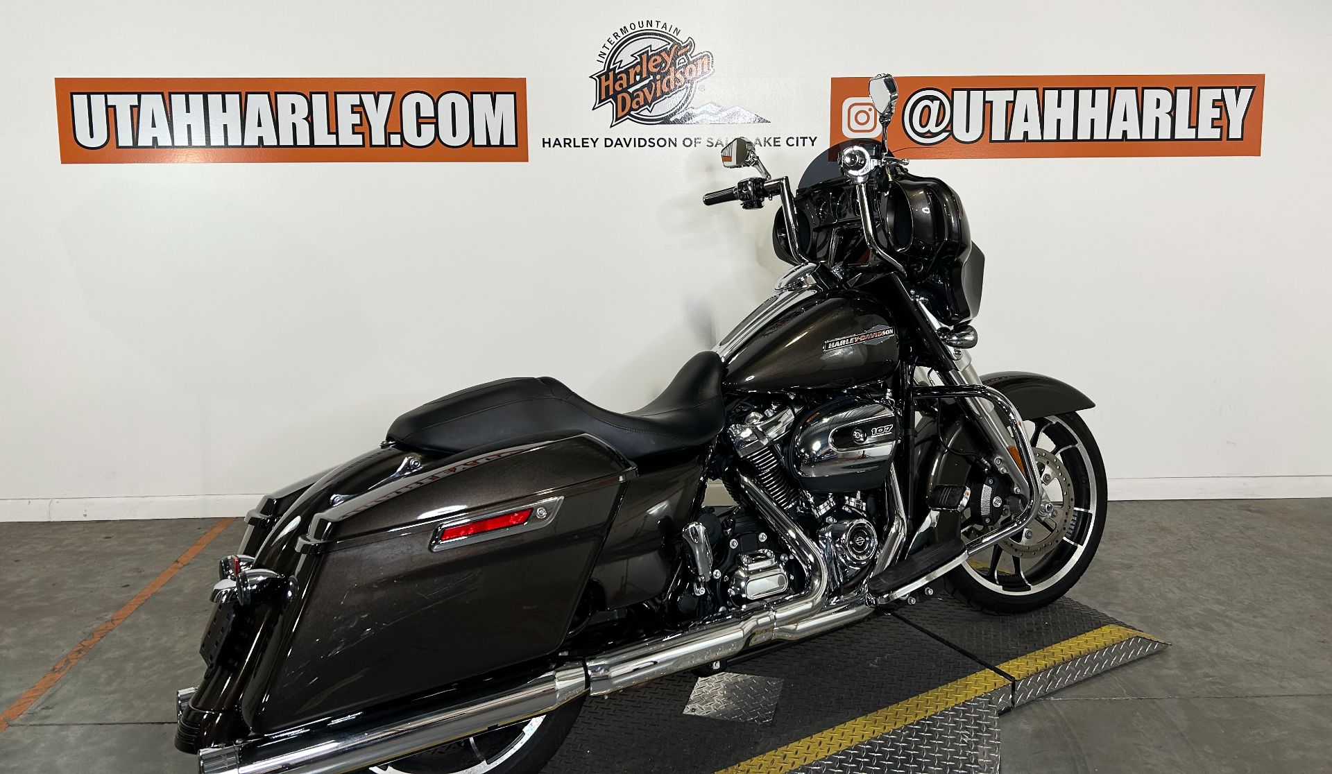2021 Harley-Davidson Street Glide® in Salt Lake City, Utah - Photo 8