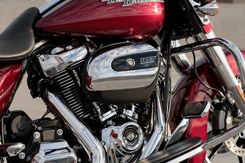 2017 Harley-Davidson Street Glide® Special in Salt Lake City, Utah - Photo 11