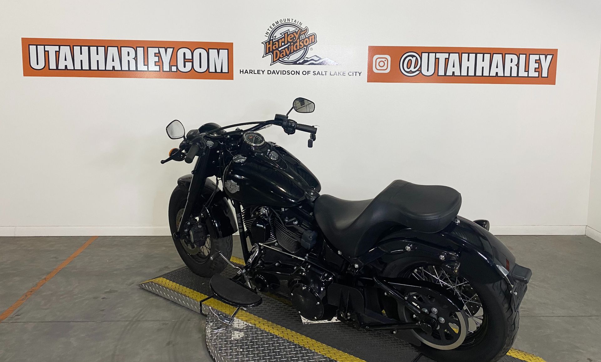 2017 Harley-Davidson Softail Slim® S in Salt Lake City, Utah - Photo 6