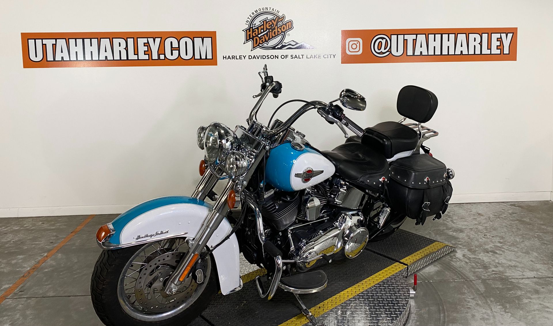 2017 Harley-Davidson Heritage Softail® Classic in Salt Lake City, Utah - Photo 4