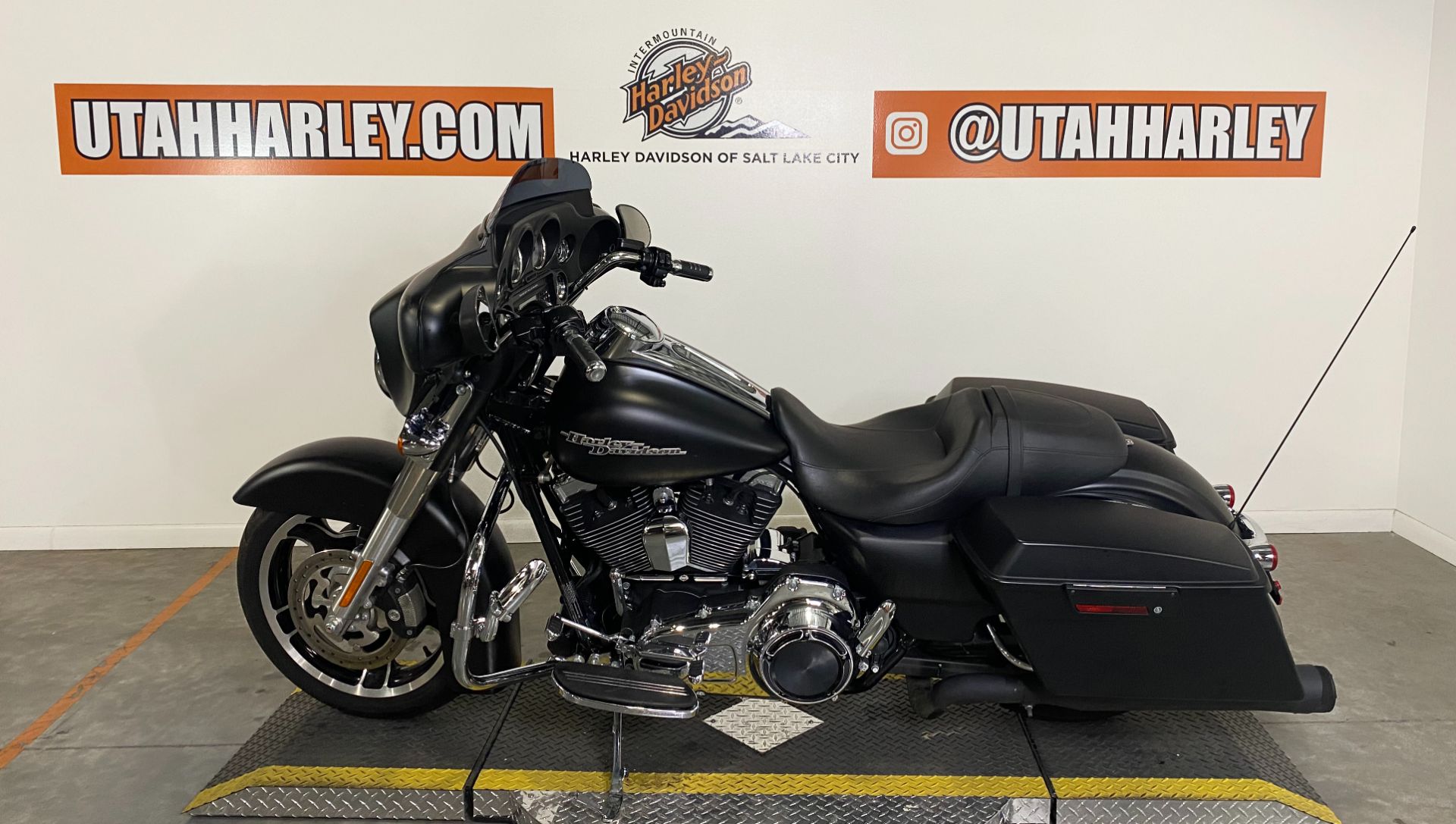 2013 Harley-Davidson Street Glide® in Salt Lake City, Utah - Photo 5