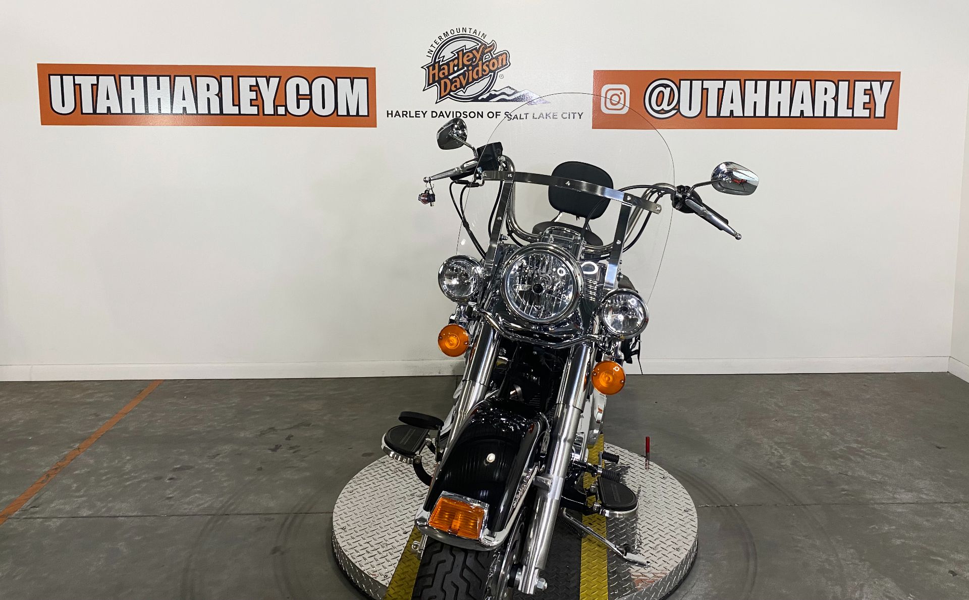 2015 Harley-Davidson Heritage Softail® Classic in Salt Lake City, Utah - Photo 3