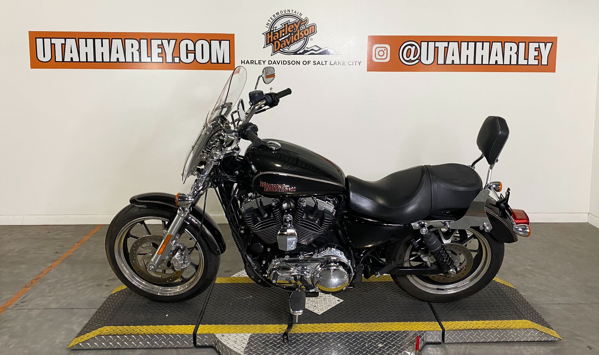 2016 Harley-Davidson SuperLow® in Salt Lake City, Utah - Photo 5