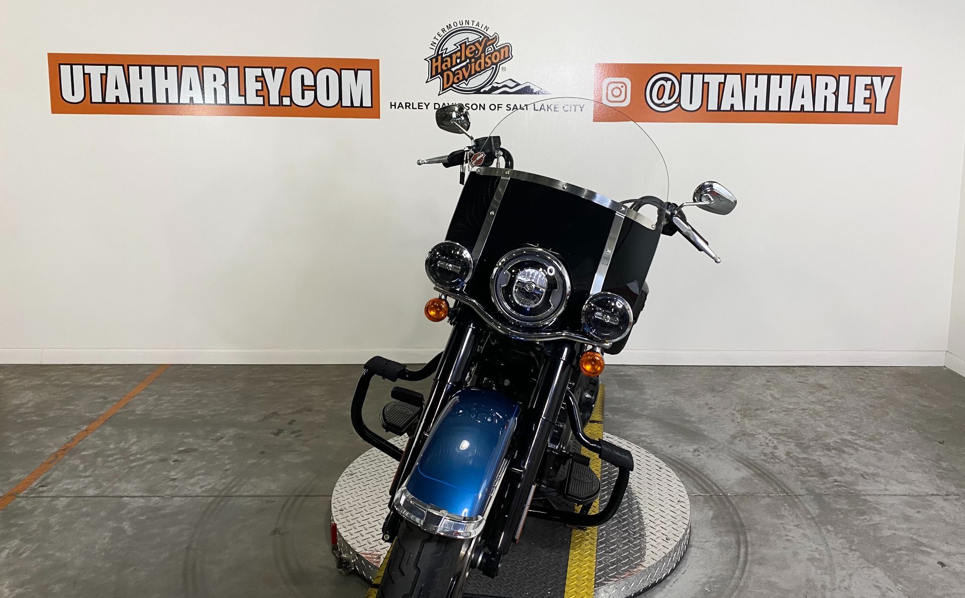 2018 Harley-Davidson 115th Anniversary Heritage Classic 114 in Salt Lake City, Utah - Photo 2